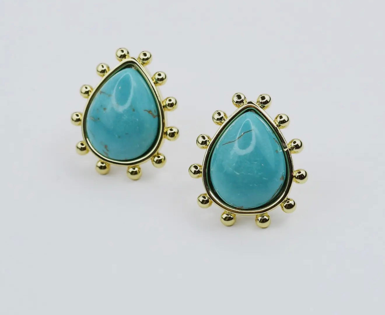 Gold Serenity Studs