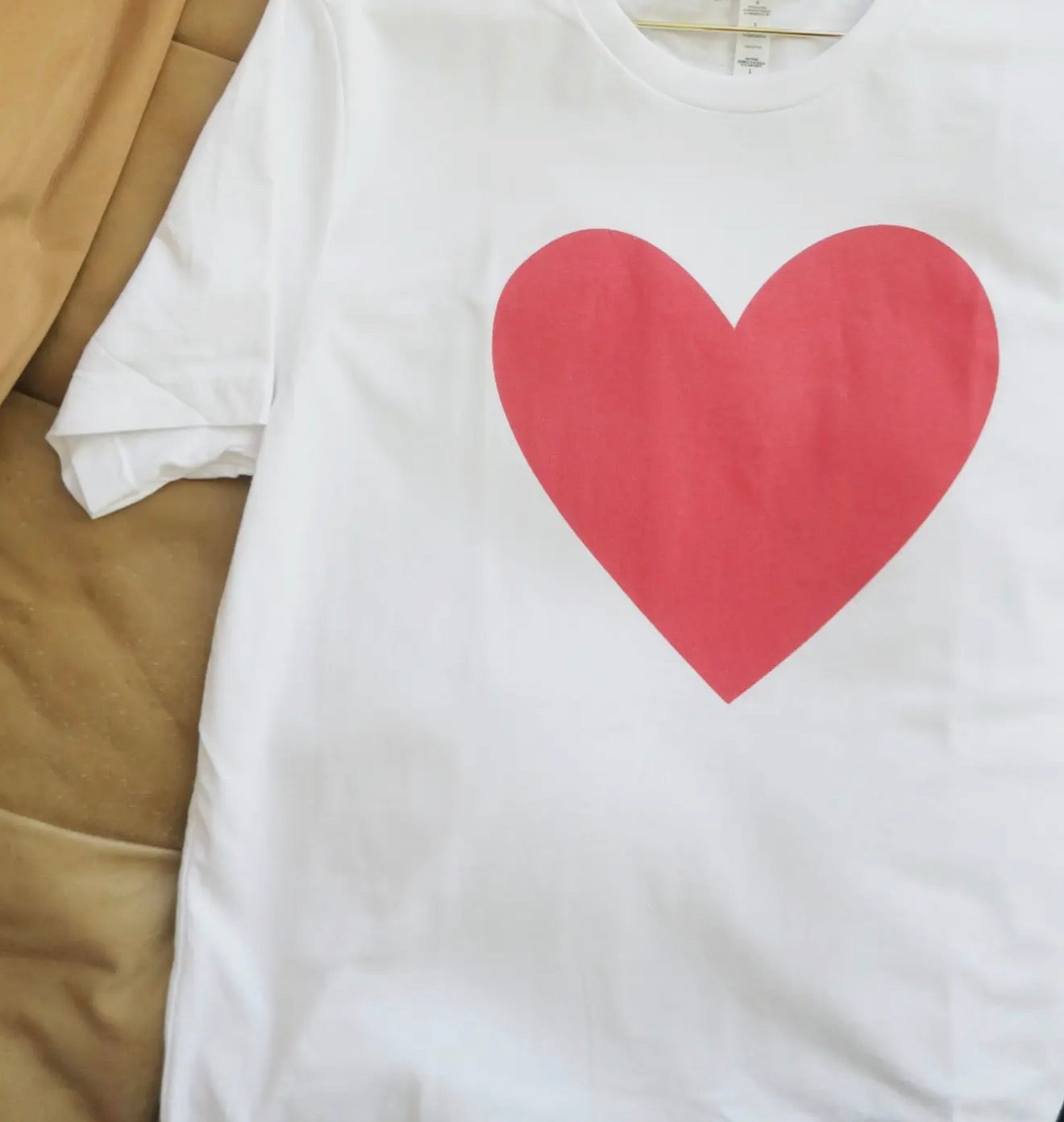 Big Heart Tee- 2 Colors