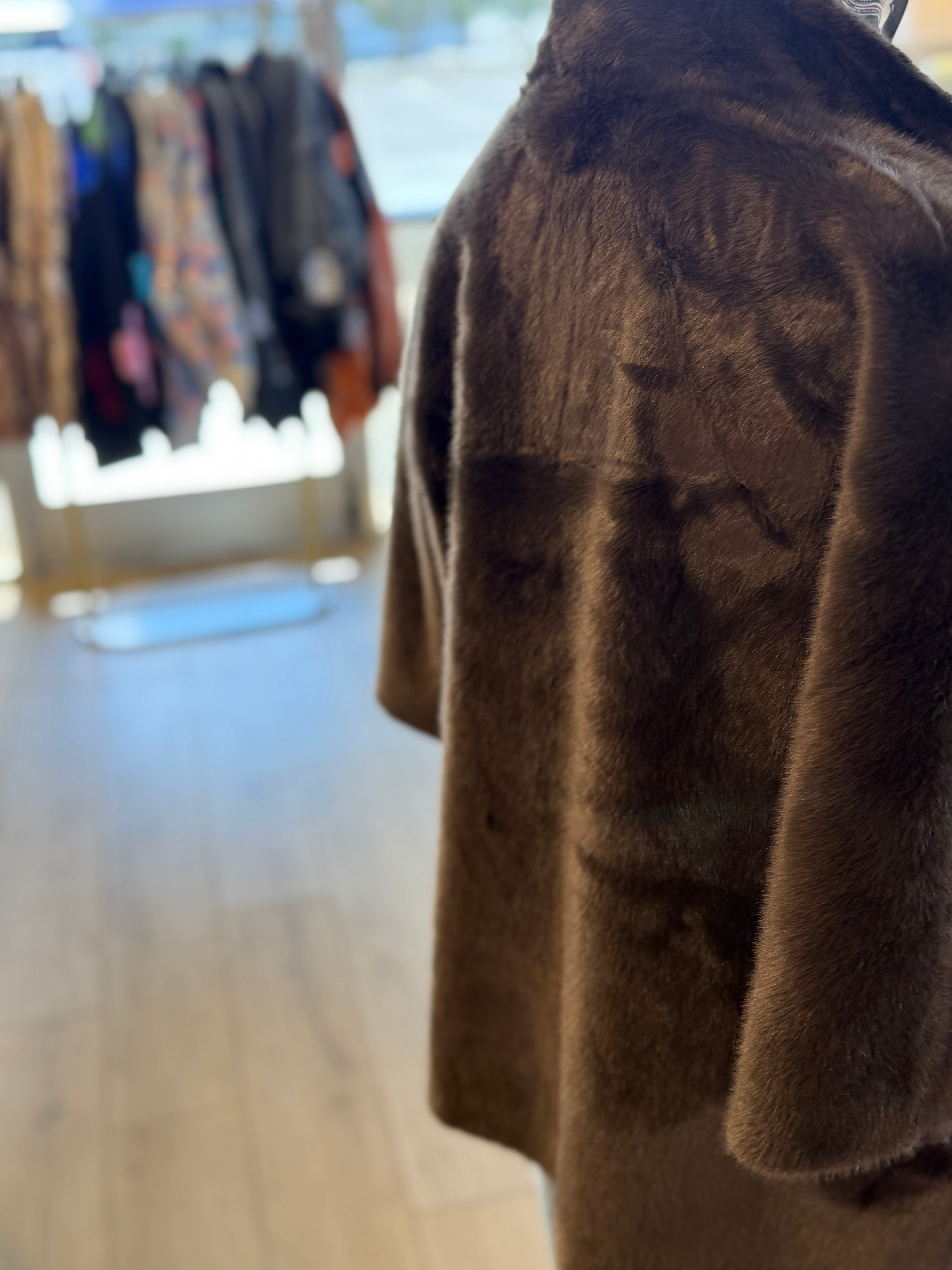 Cal Faux Capelet Jacket (2colors)