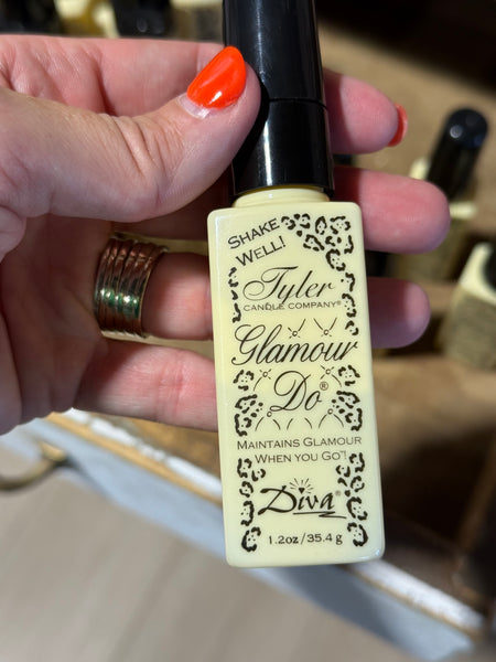 thumbnail image 2 of Tyler Candle Company Glamour Do Diva – 1.2oz / 35.4g – Highly Fragranced Liquid 2 of 5