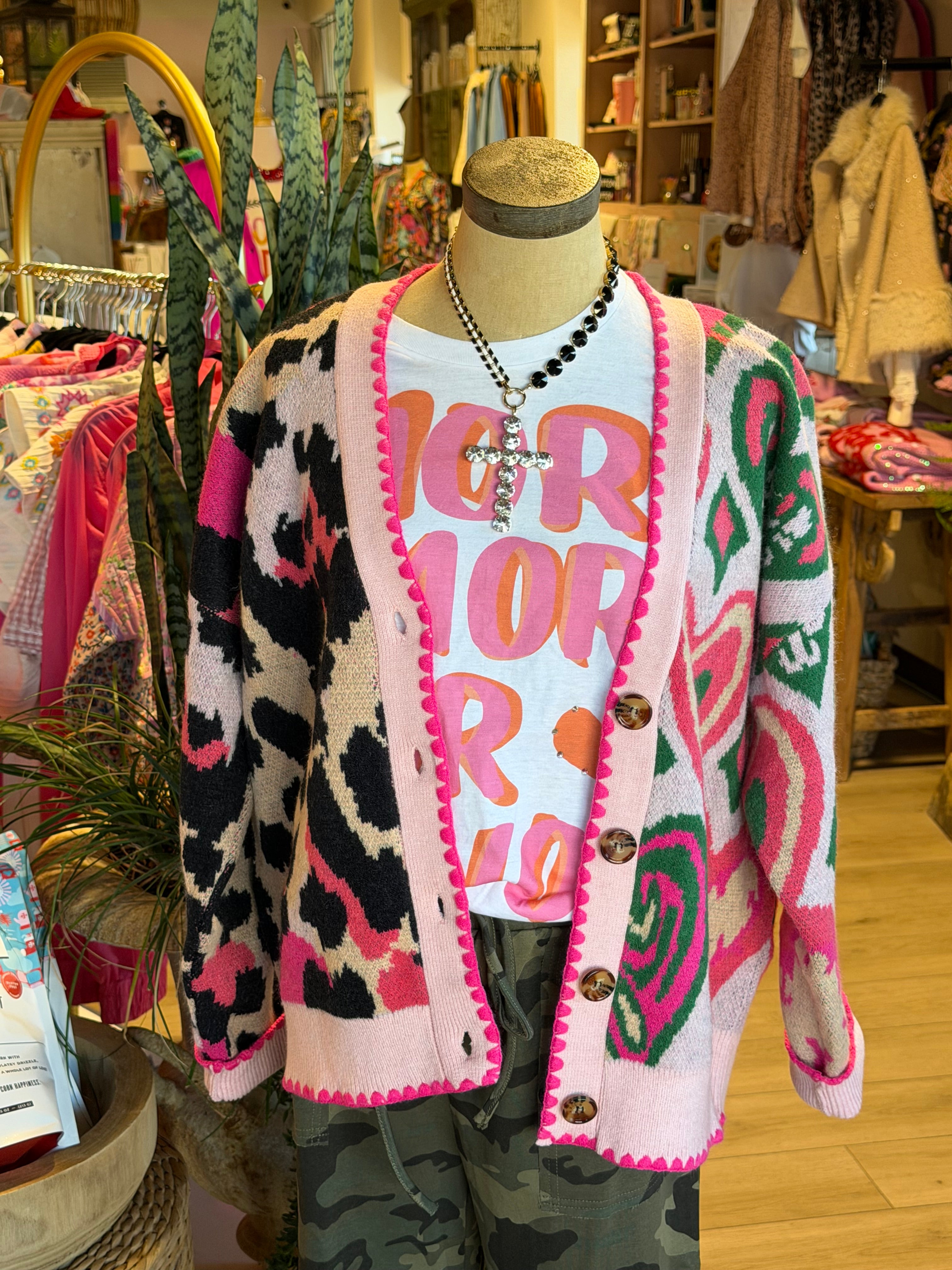 More Amore Por Favor Tee