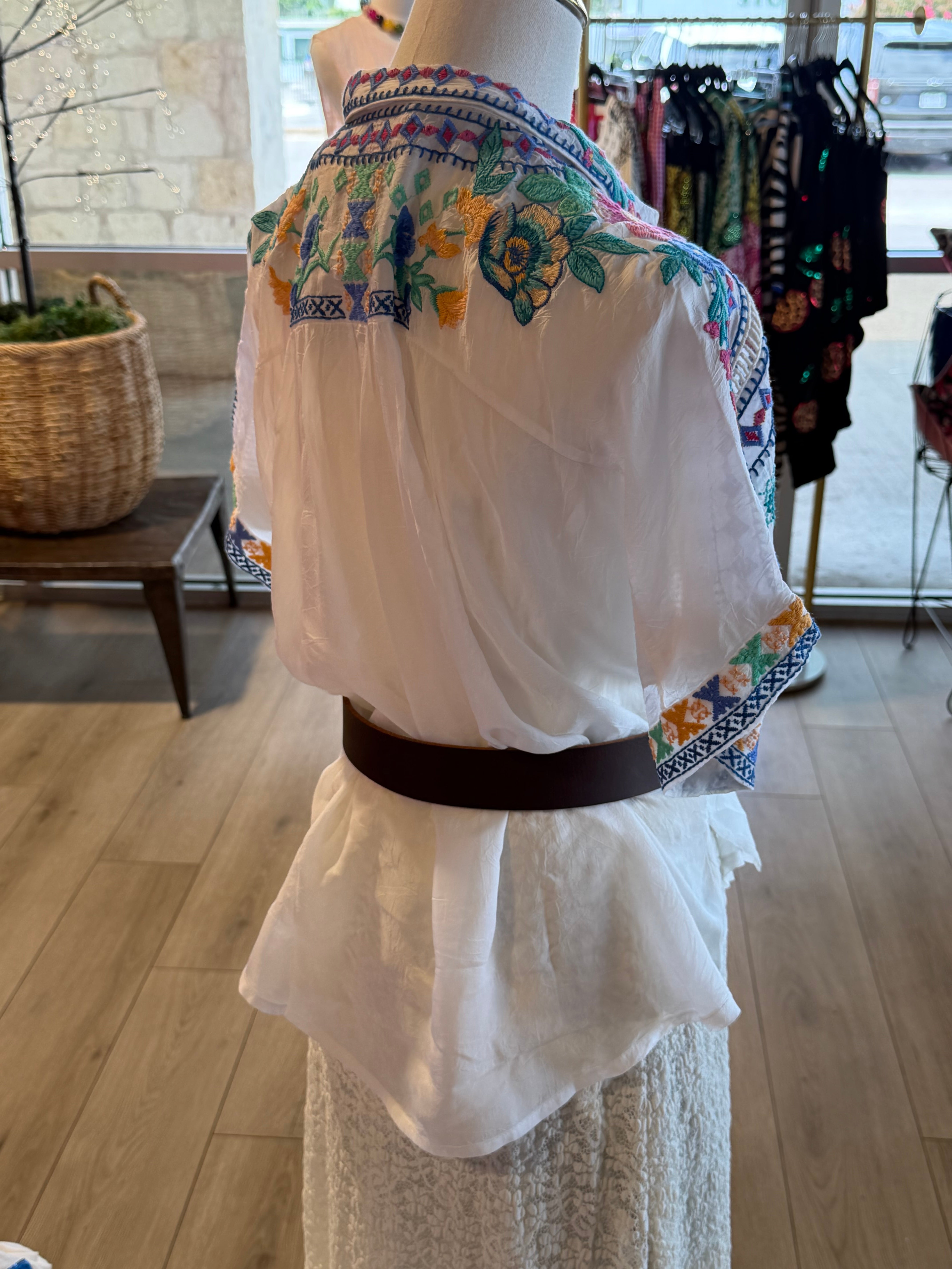 Lunes Short Sleeve Top
