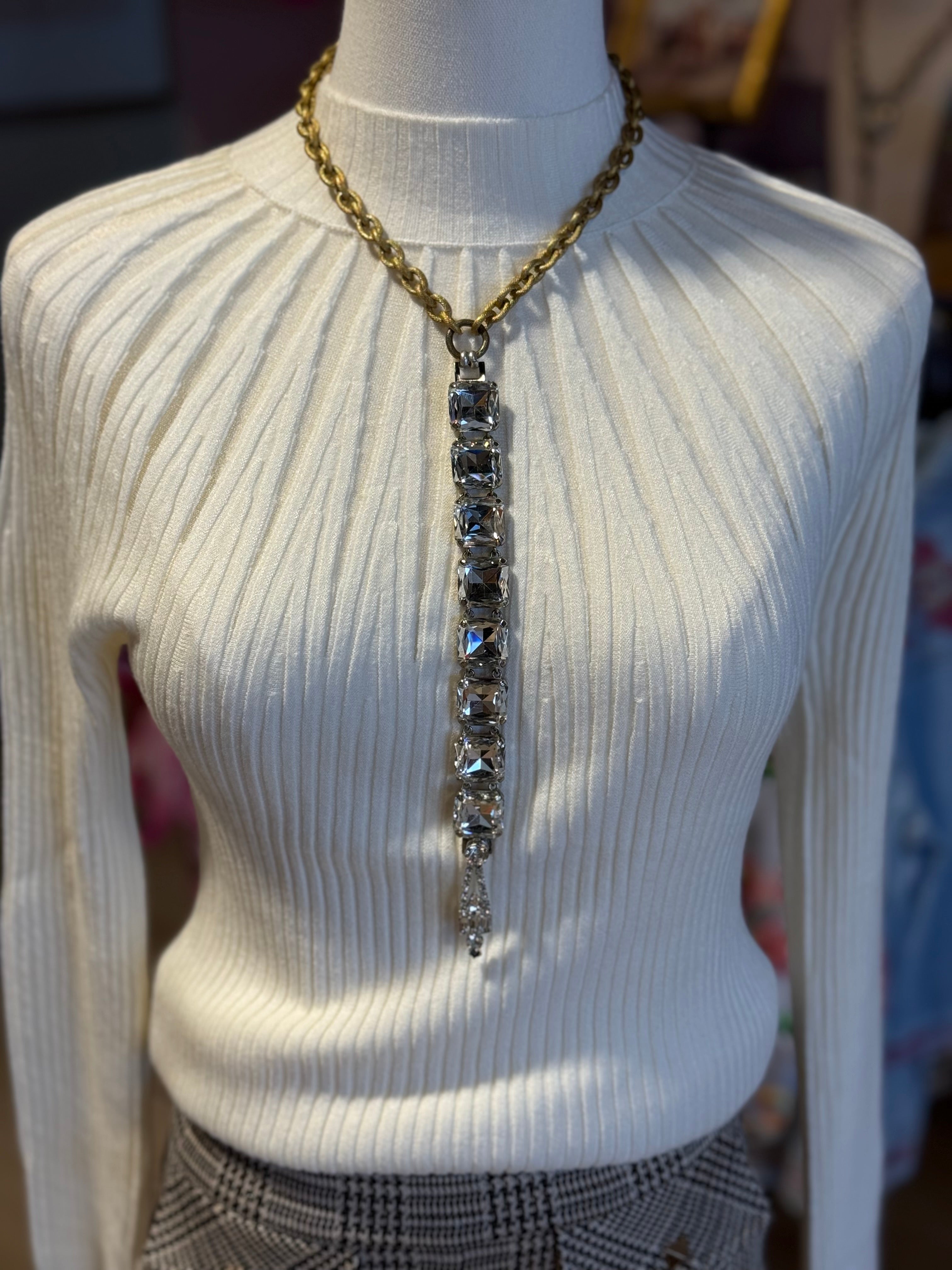 Runaway Rhinestone Necklace