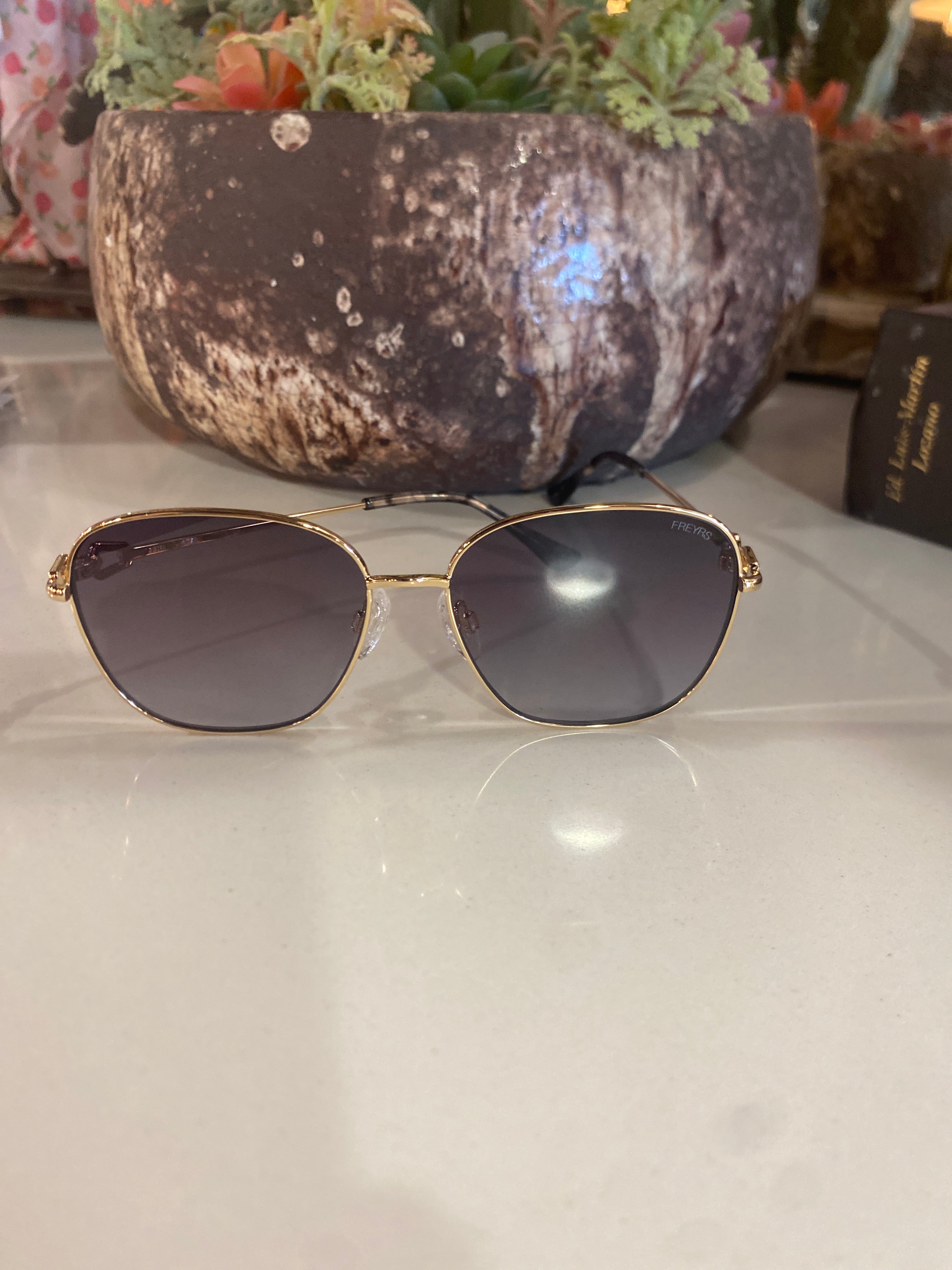 Trendy Sun Glasses