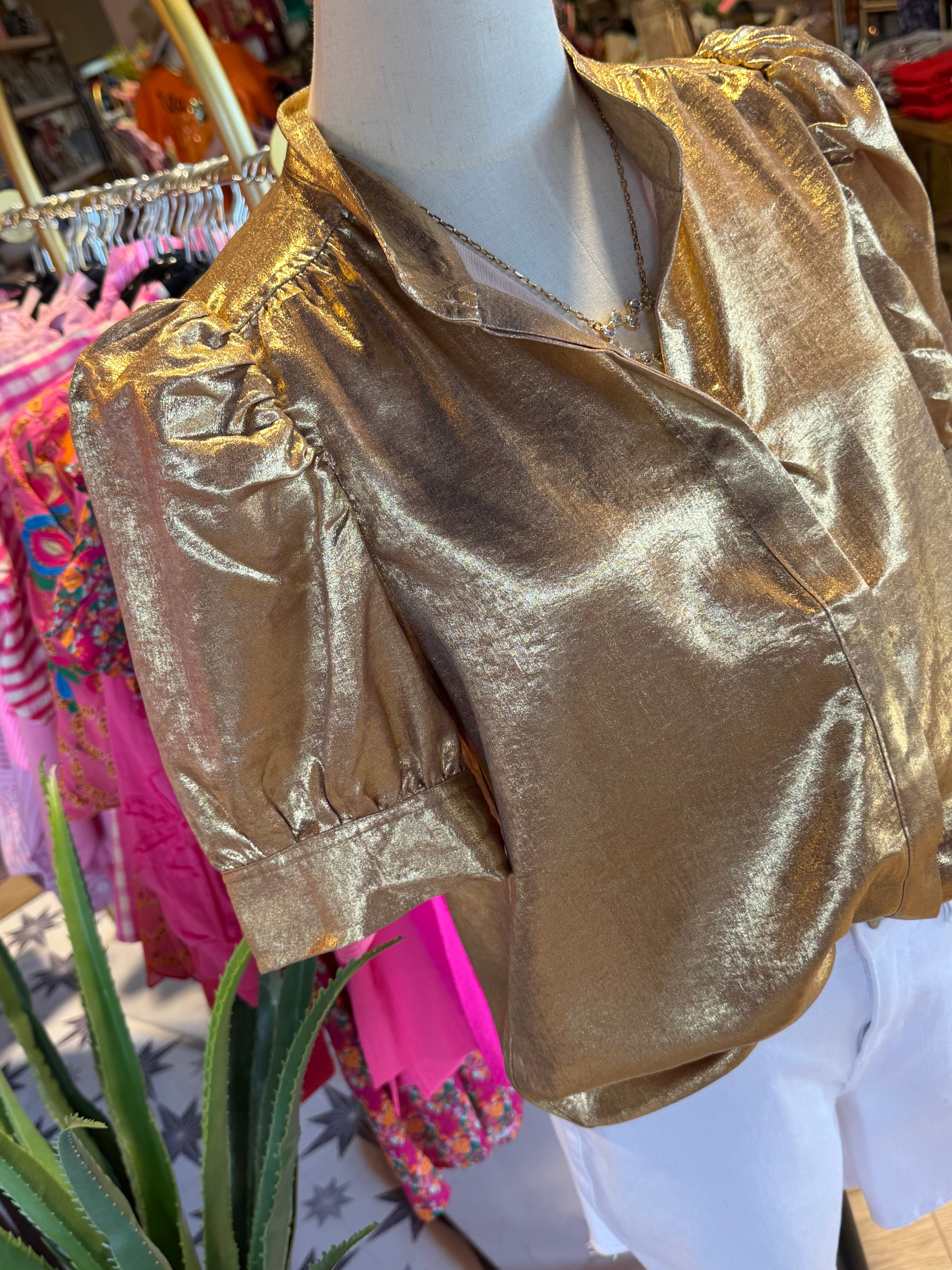Shimmer Gold Top