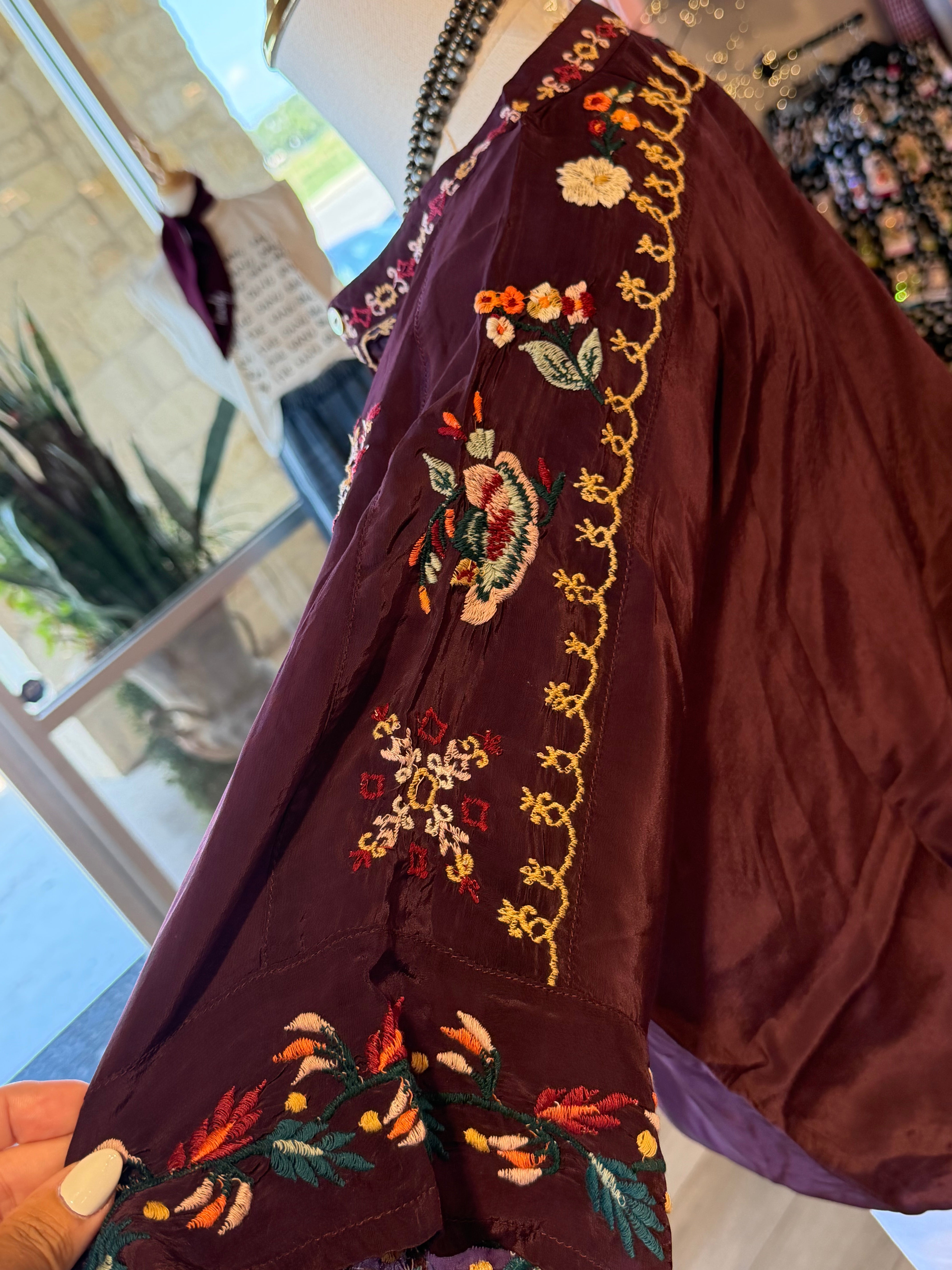 KIRA BLOUSE |