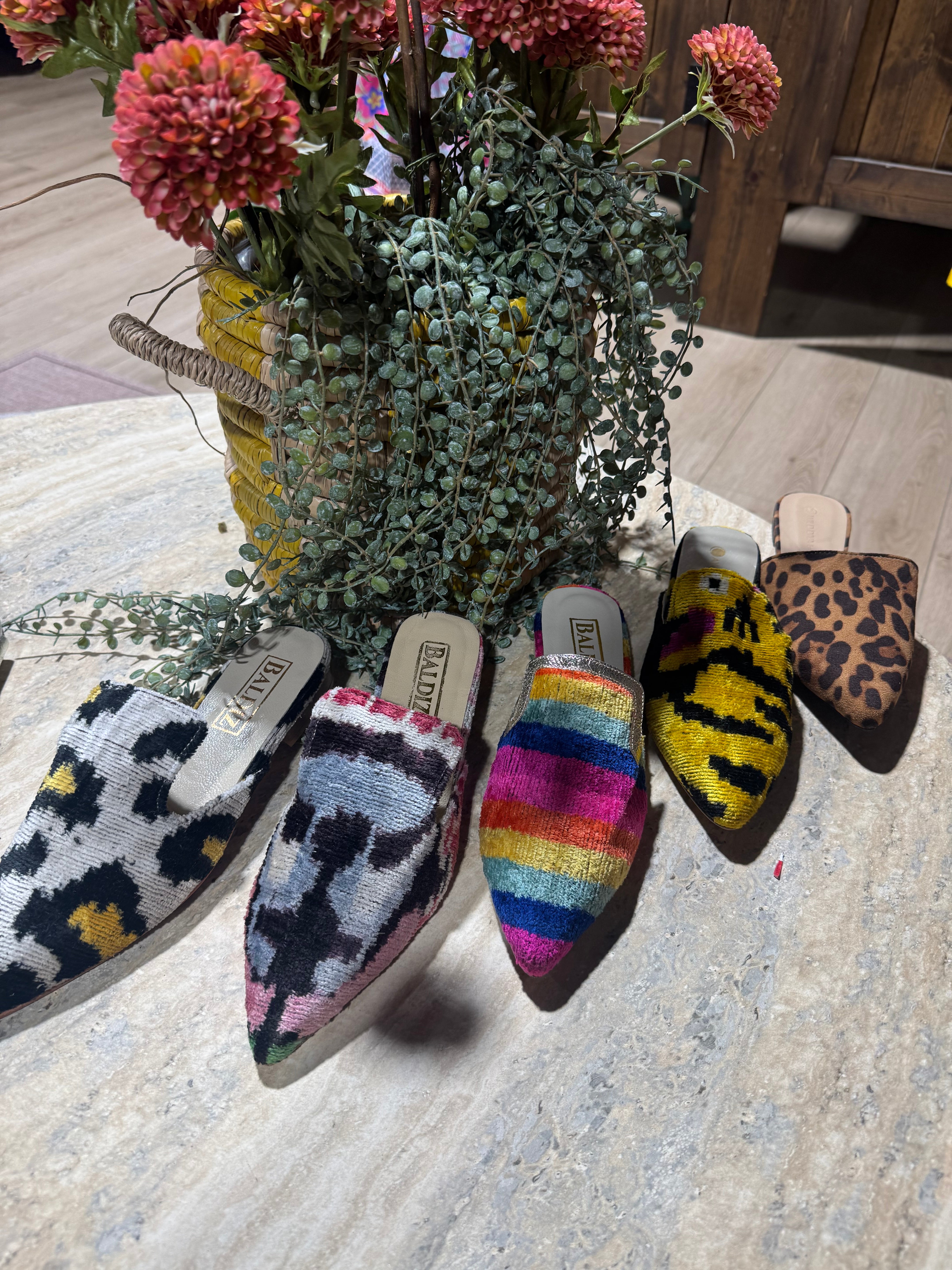 Ikat Slides-Assorted