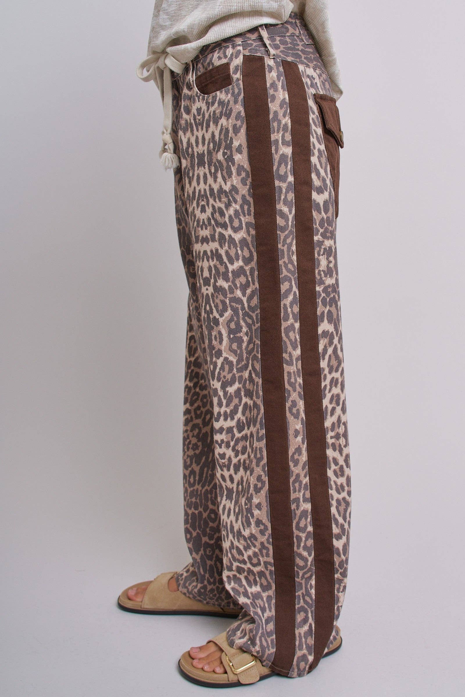 Leopard Print Wide-Leg Pants with Side Stripe
