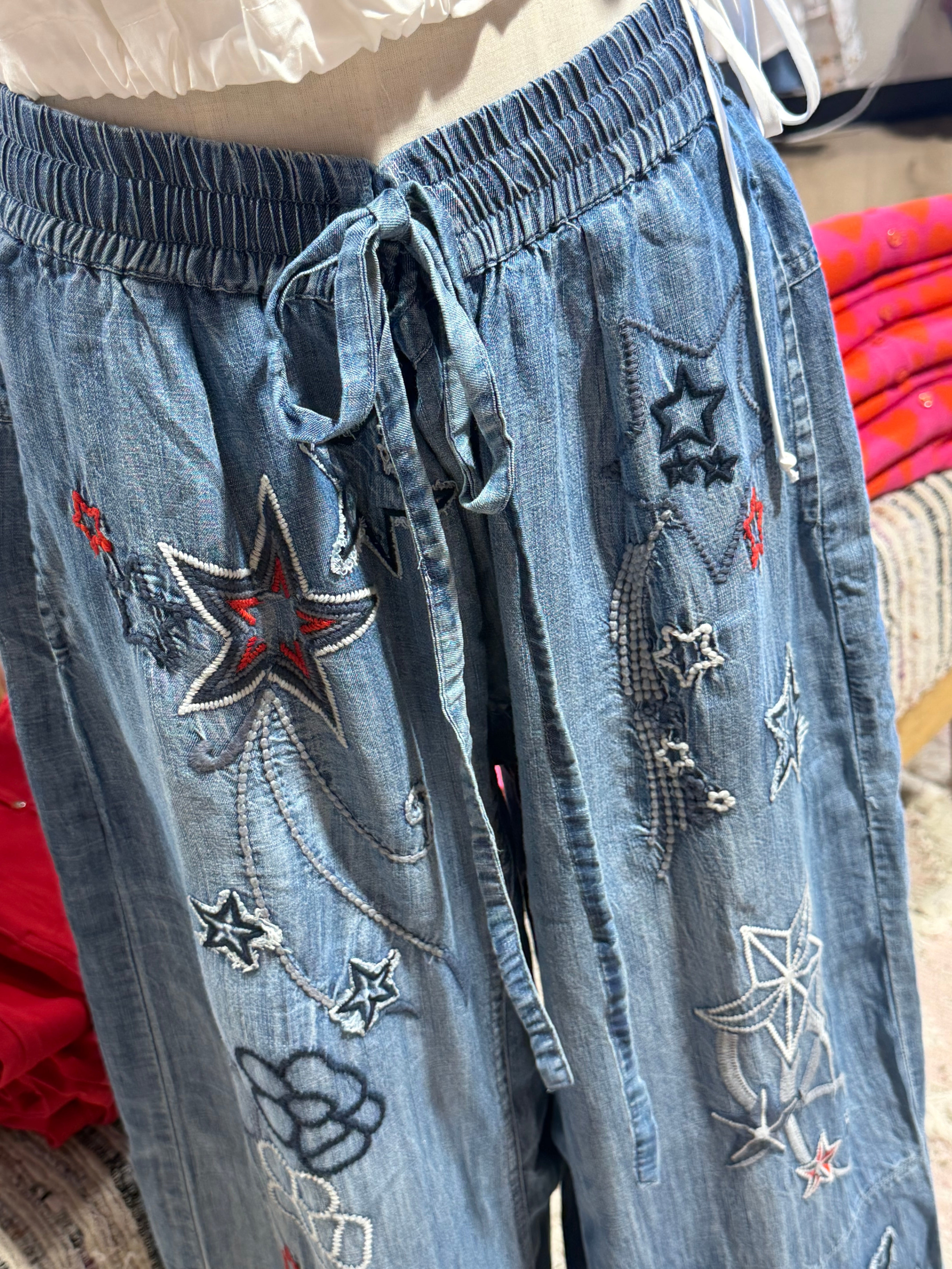 Safiya Embroidered Pants