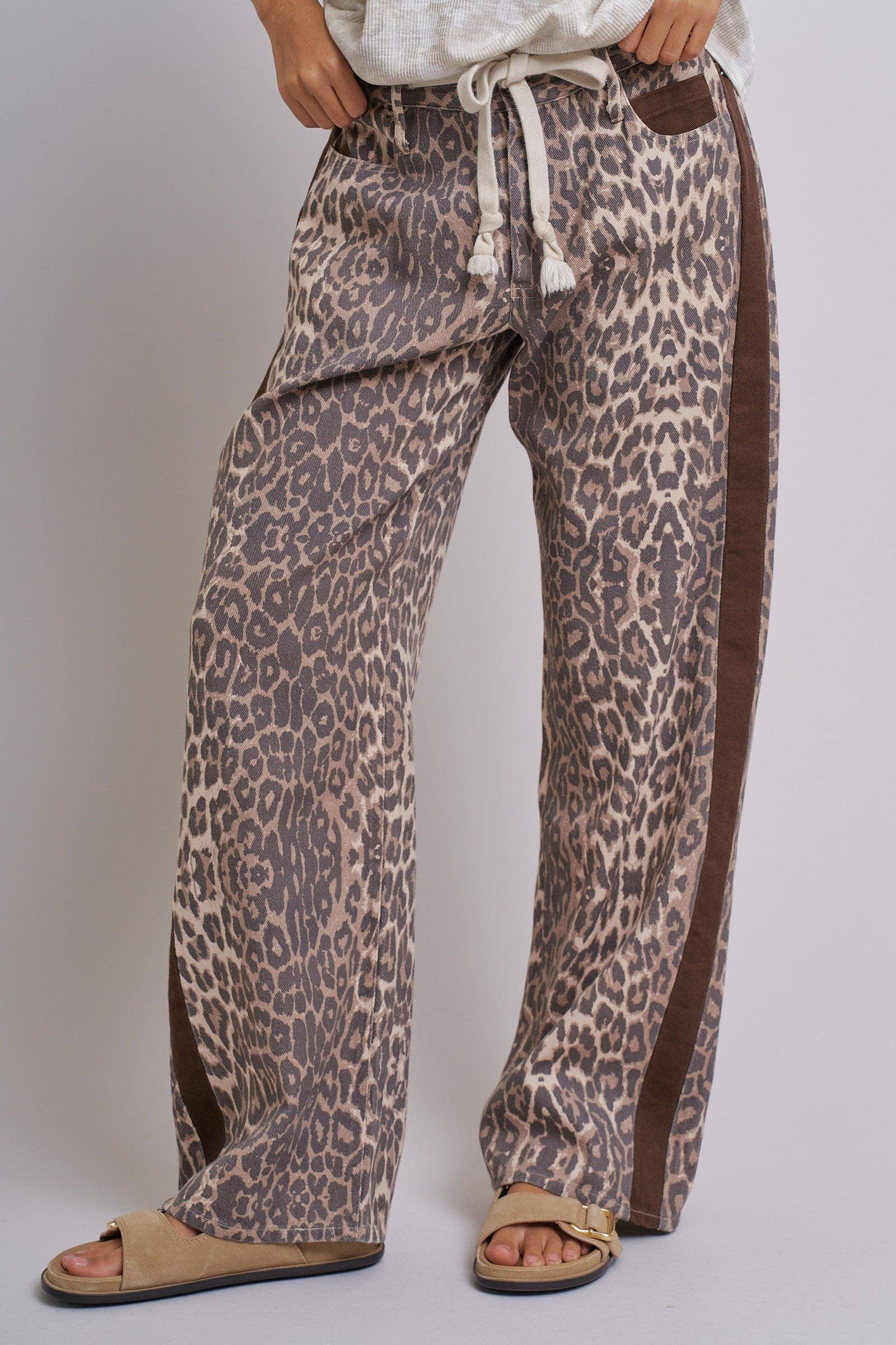 Leopard Print Wide-Leg Pants with Side Stripe