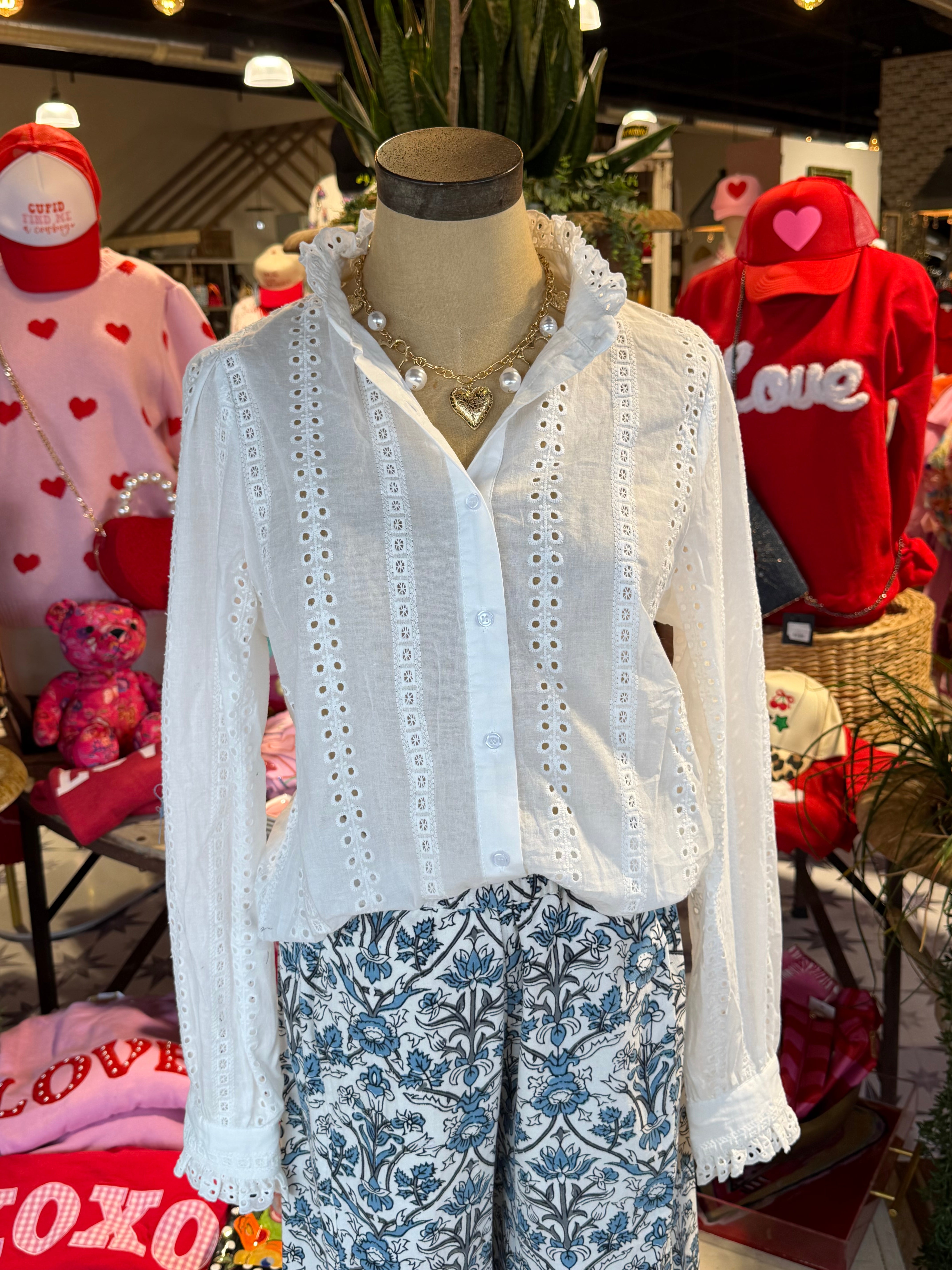 Toile Set (Sold Separately)