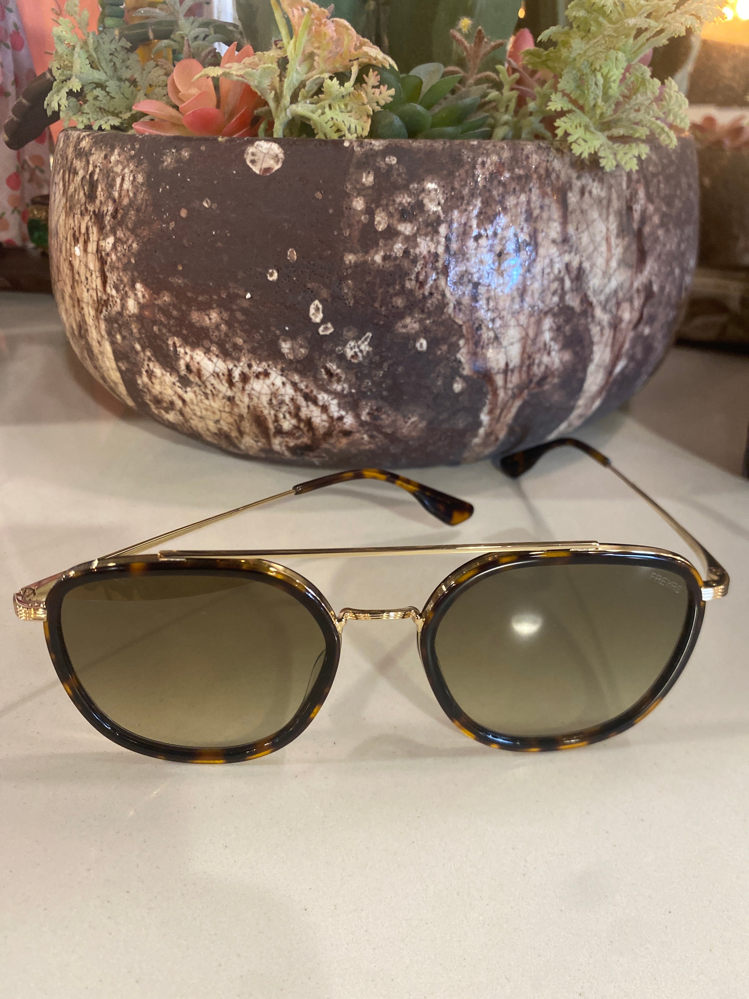 Trendy Sun Glasses