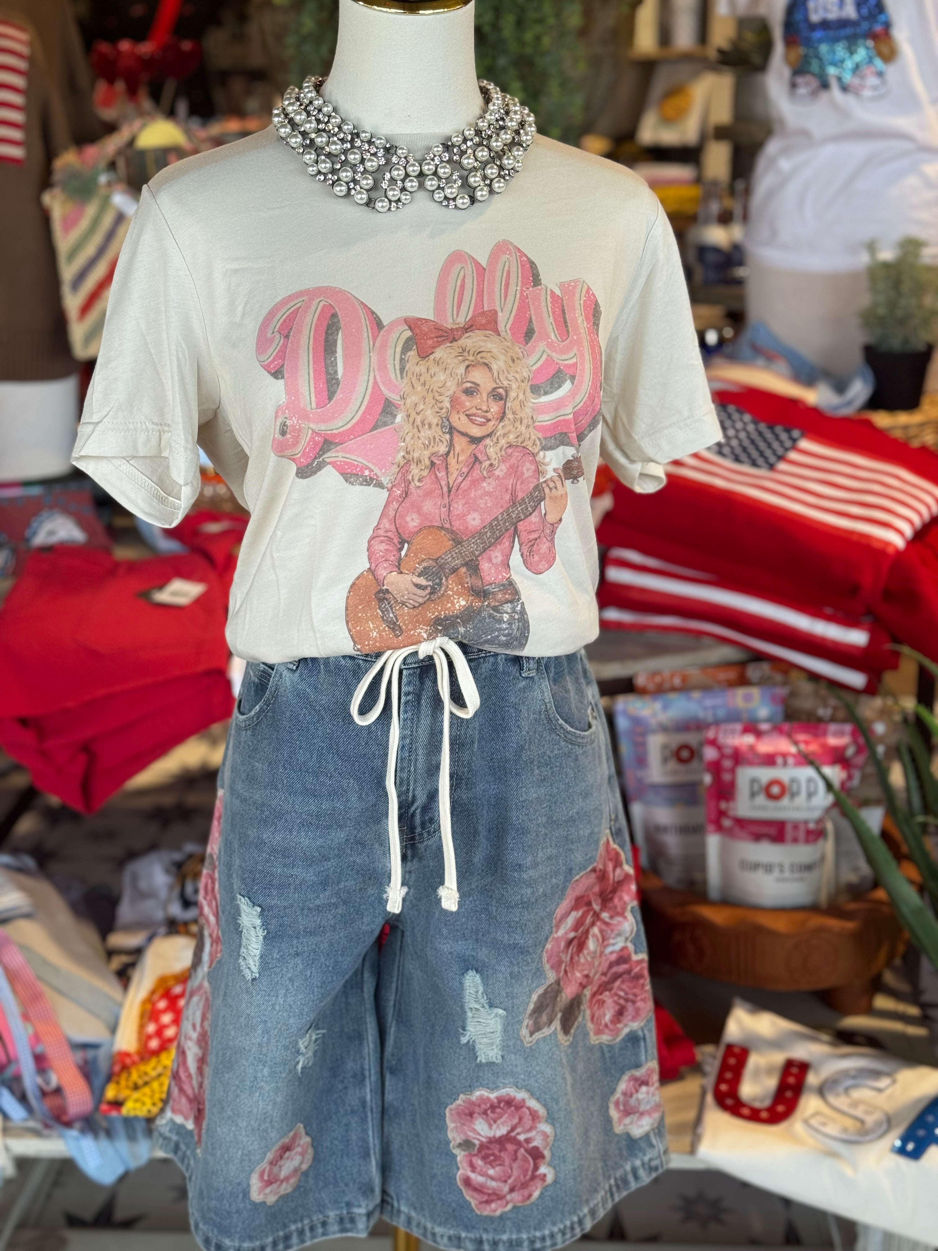 Dolly Tee