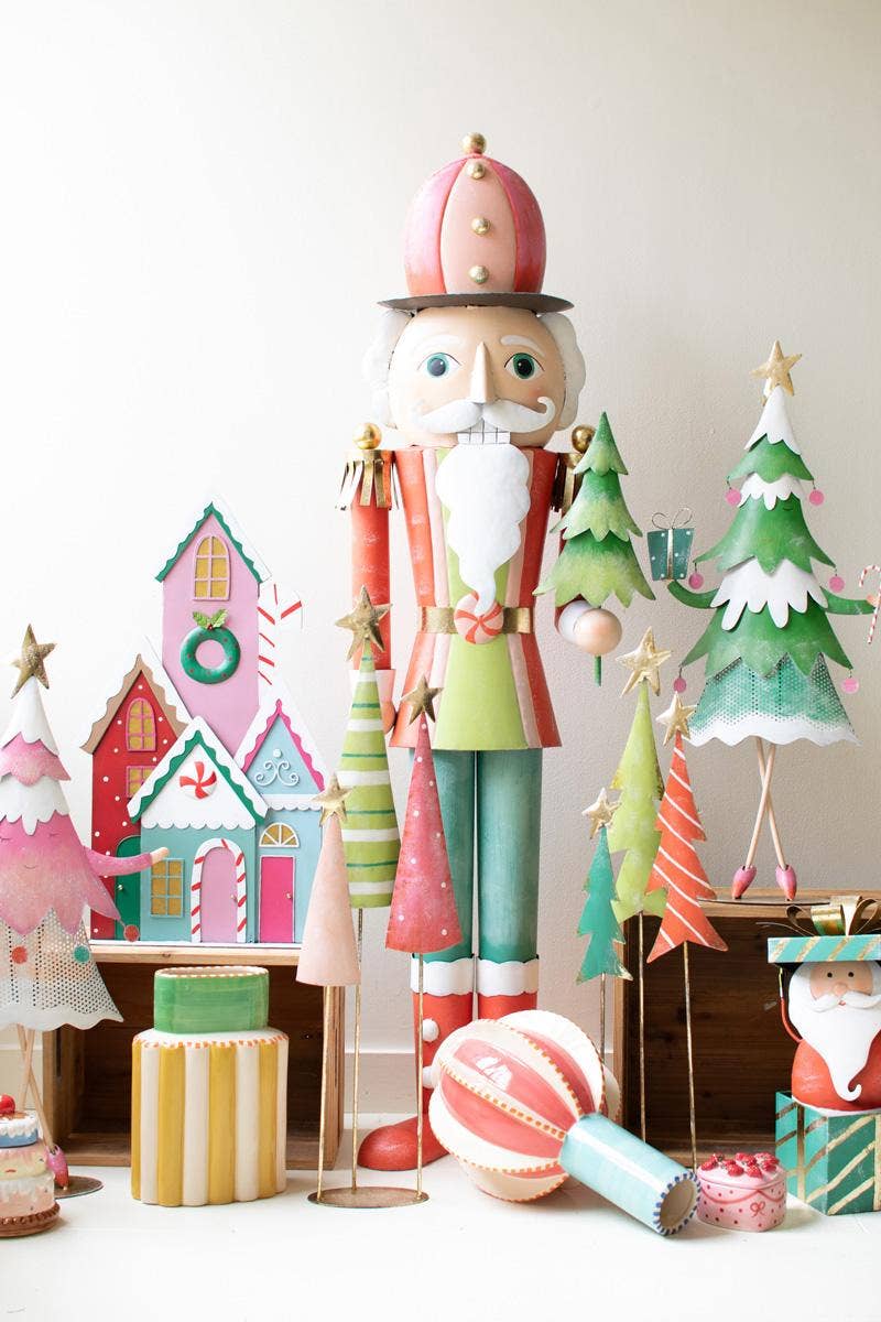 PAINTED METAL CHRISTMAS TREE TRIOS