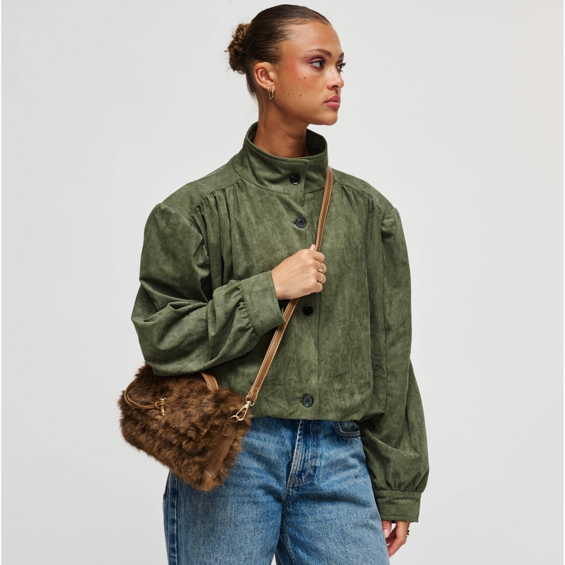 Ada - Leo Crossbody