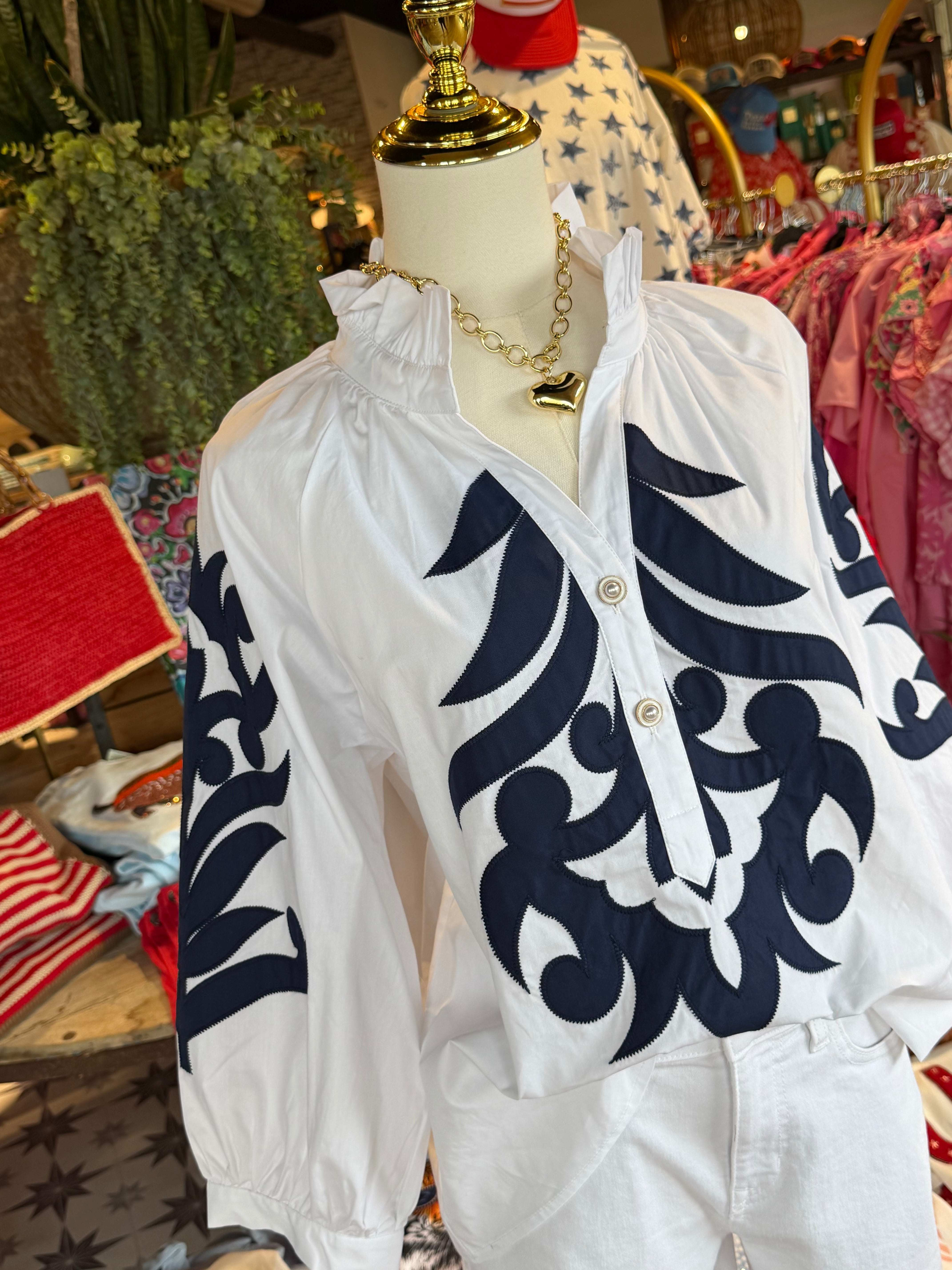 NEW Baroque applique detail top