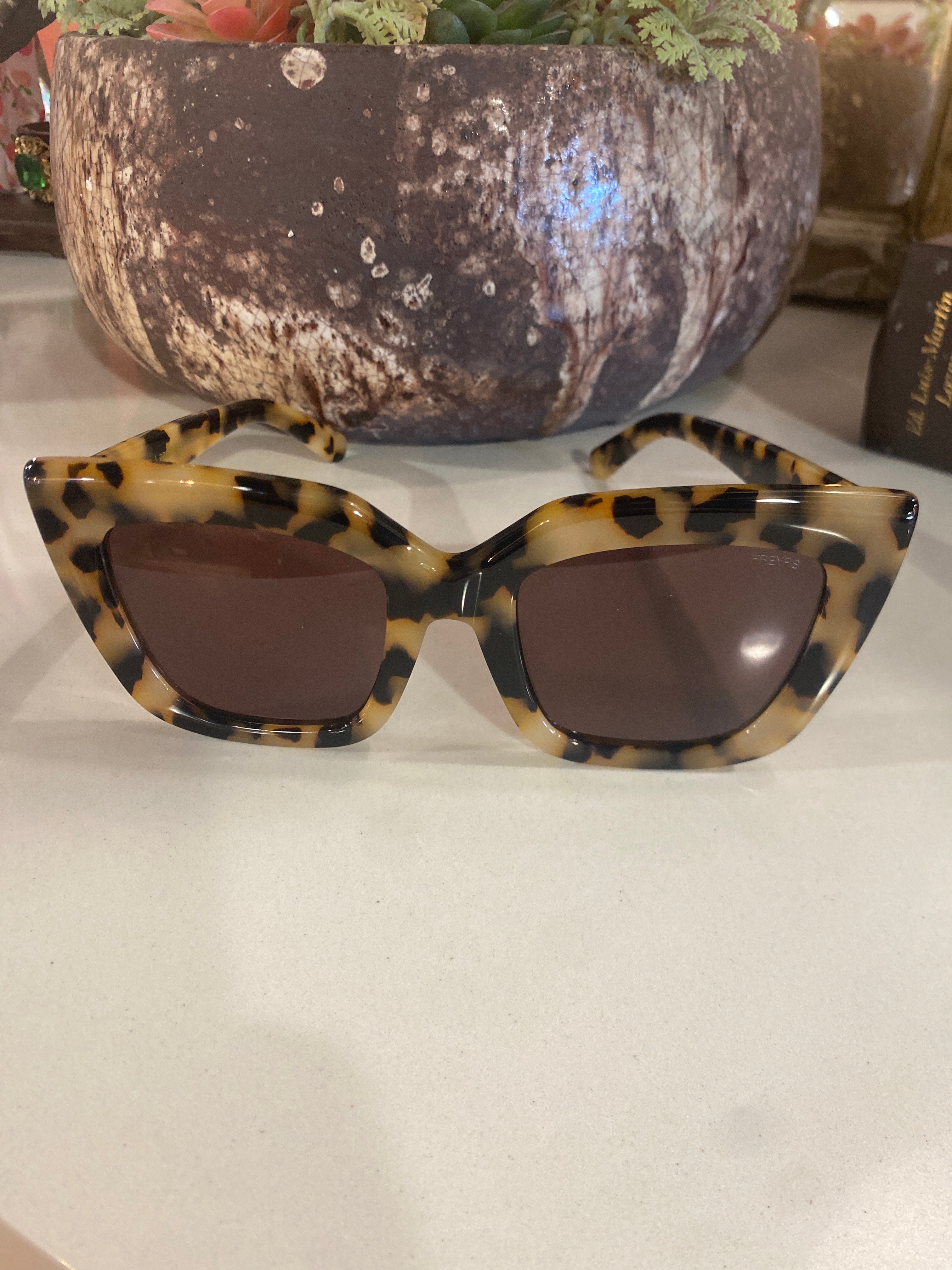 Trendy Sun Glasses