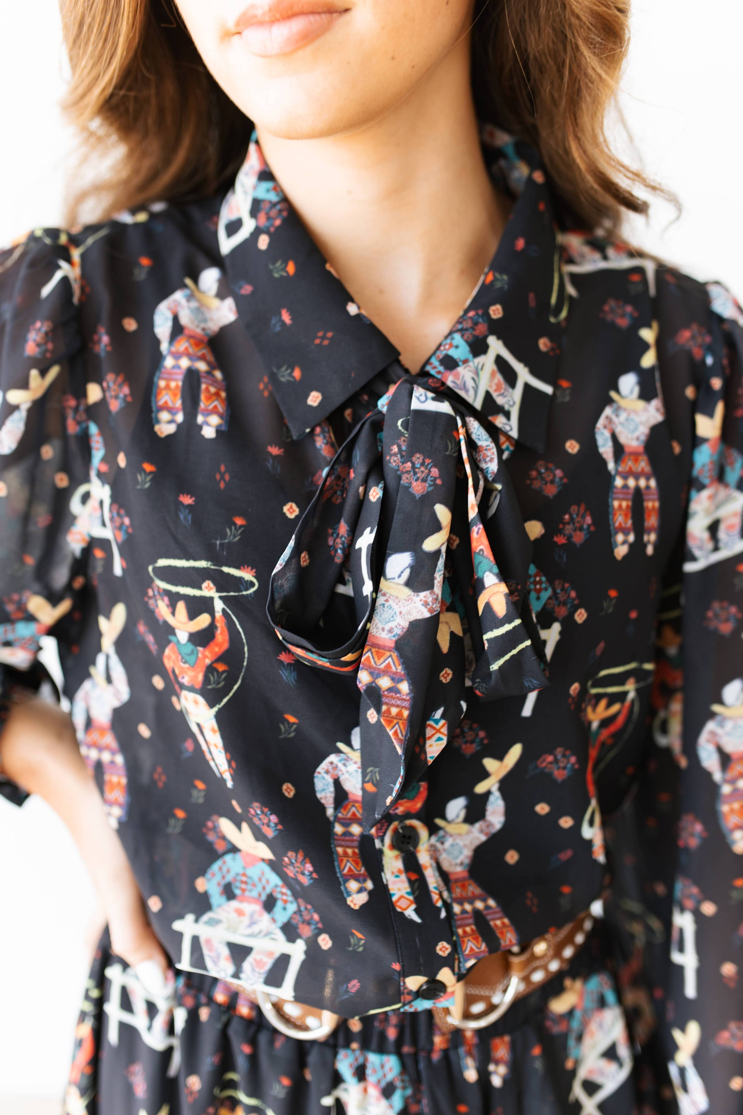 BLACK ROPING COWBOY BLOUSE