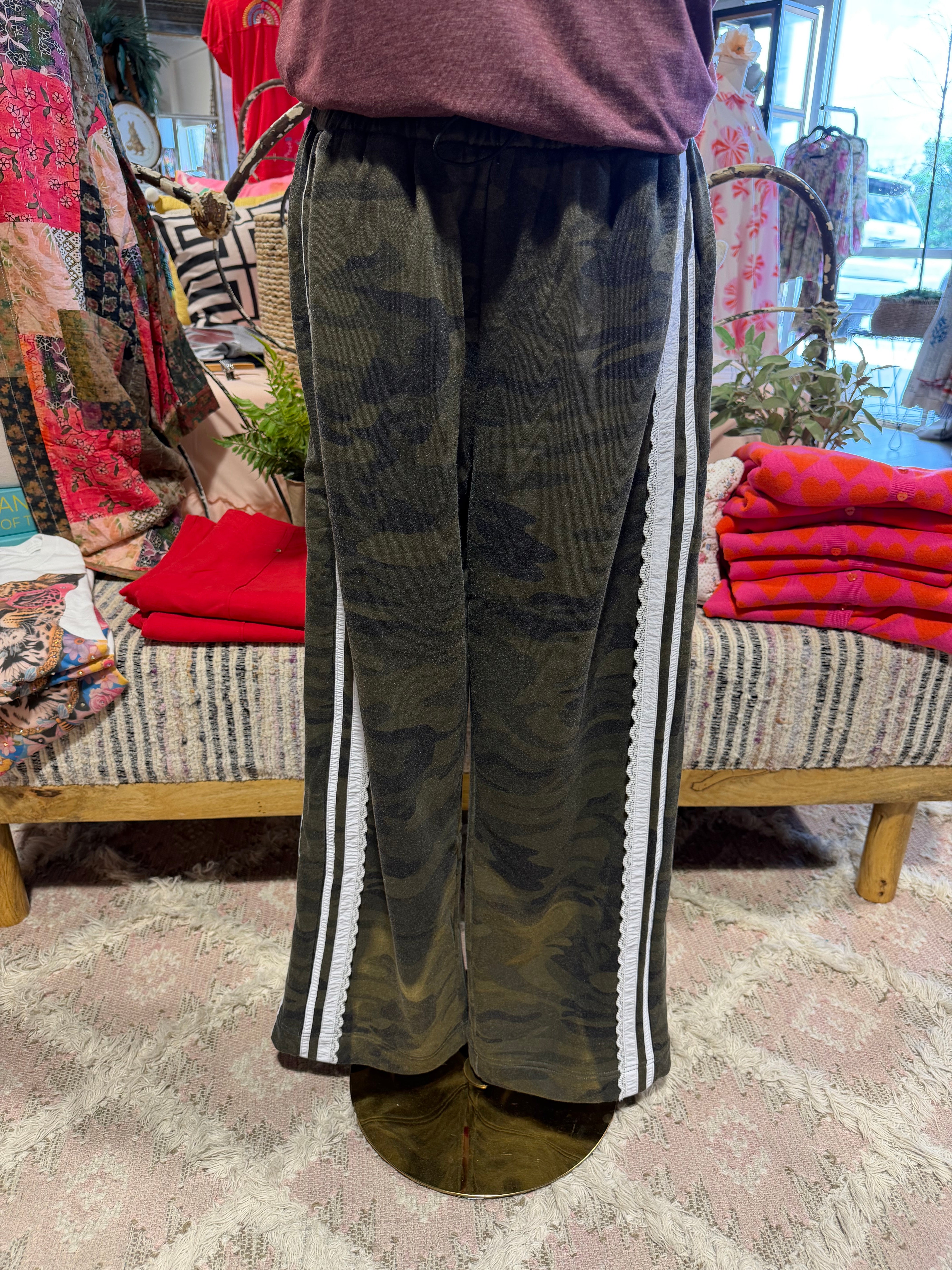 Joanna Camo- white Stripe