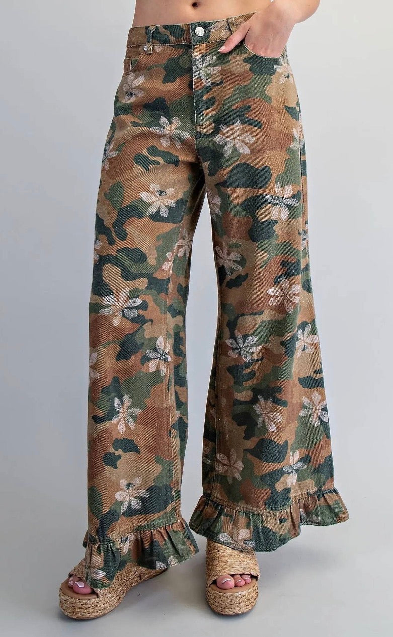 Bleach Washed Camo Ruffled Hem Pants