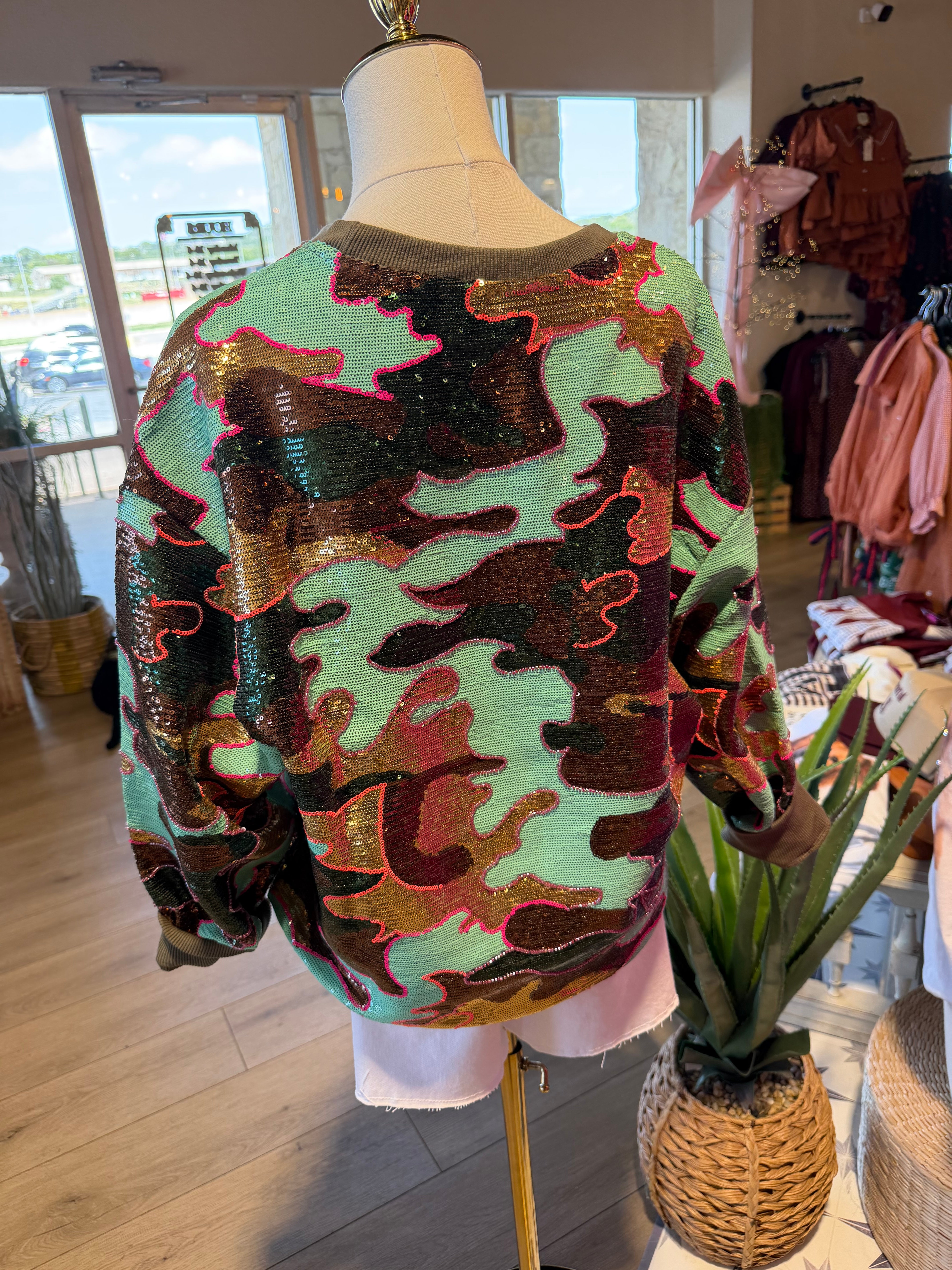 Camo Queen Card Sweatshirt