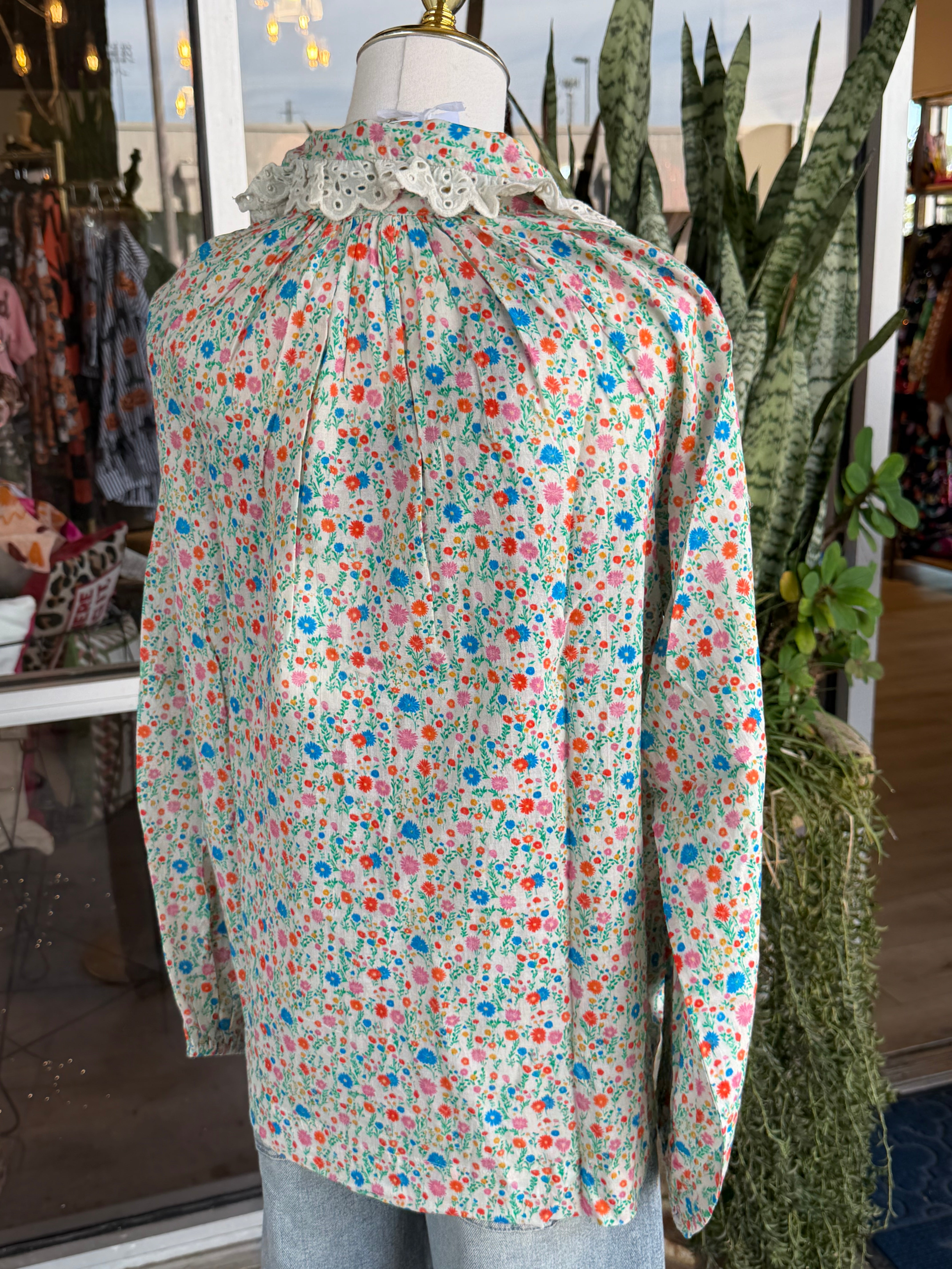 Coastal Daisies Willa Top