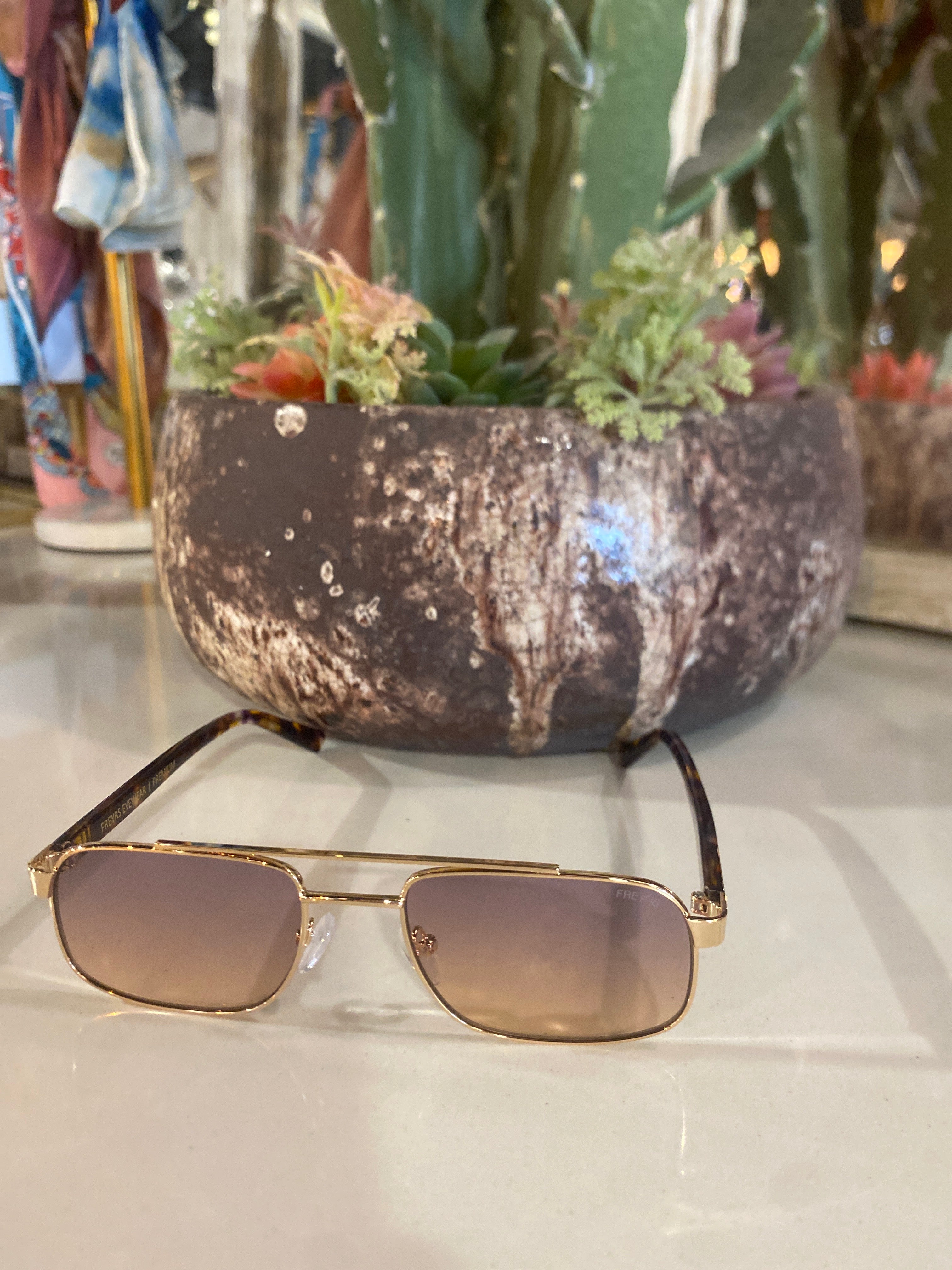 Trendy Sun Glasses