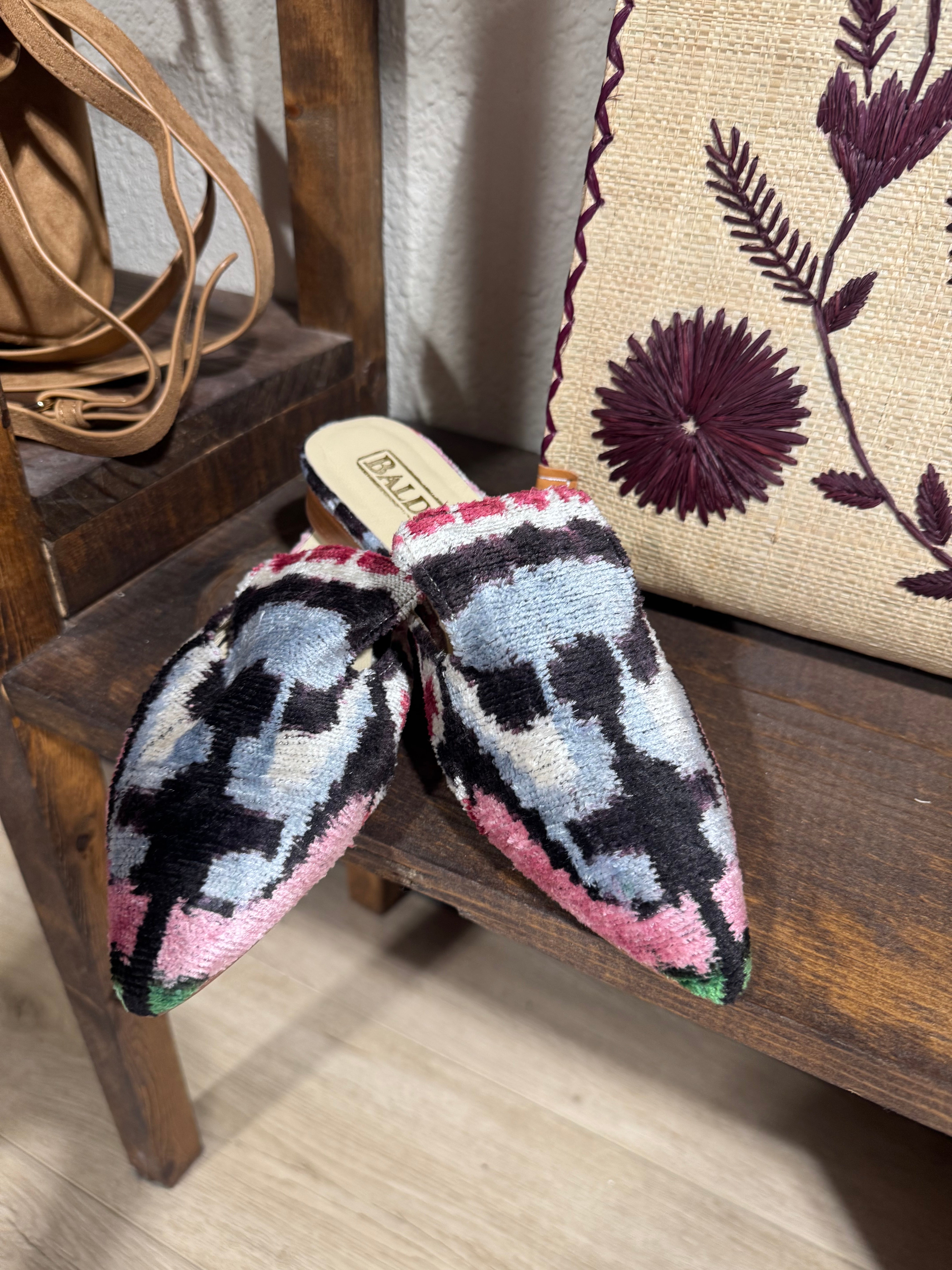 Ikat Slides-Assorted