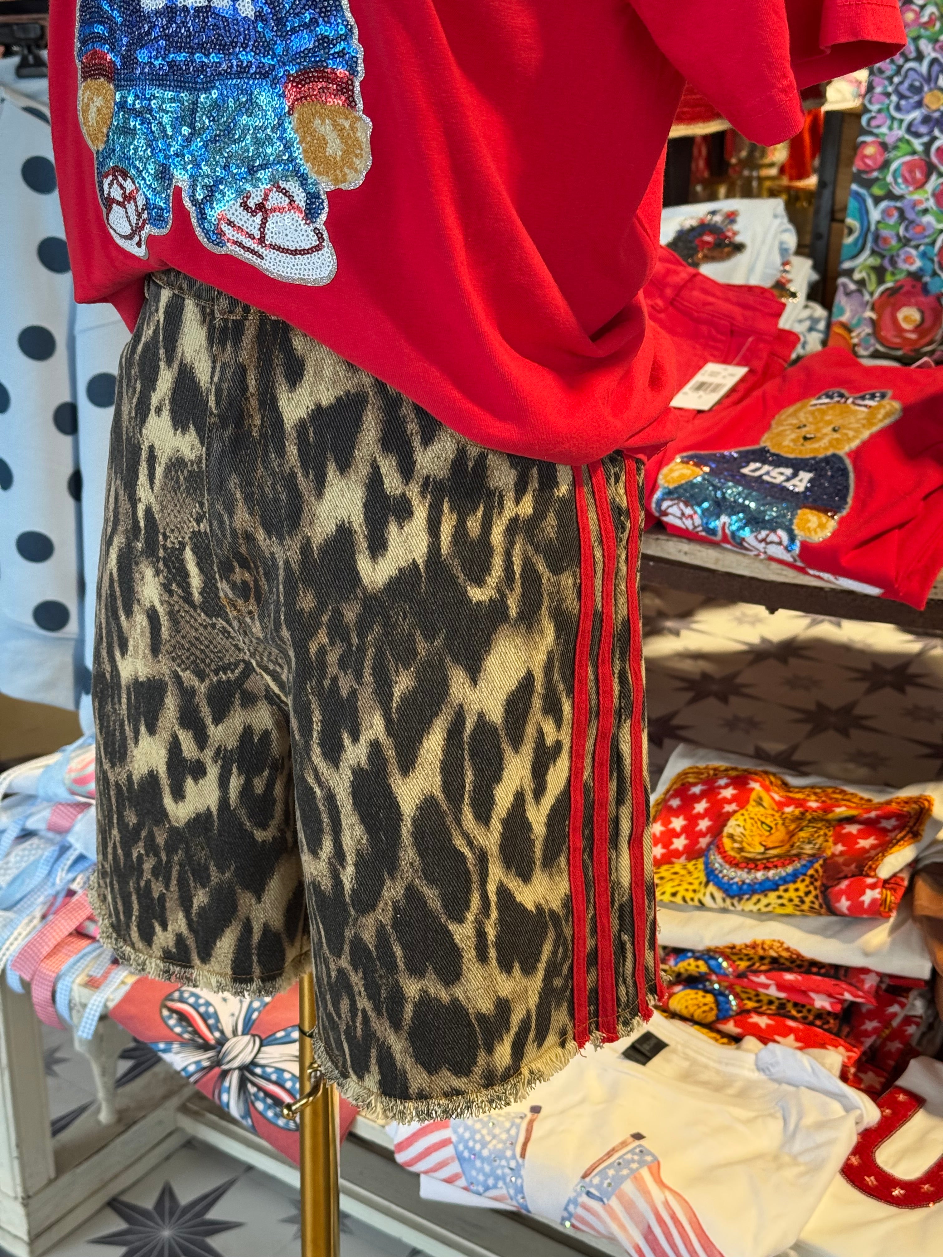 Keeley Leopard Shorts