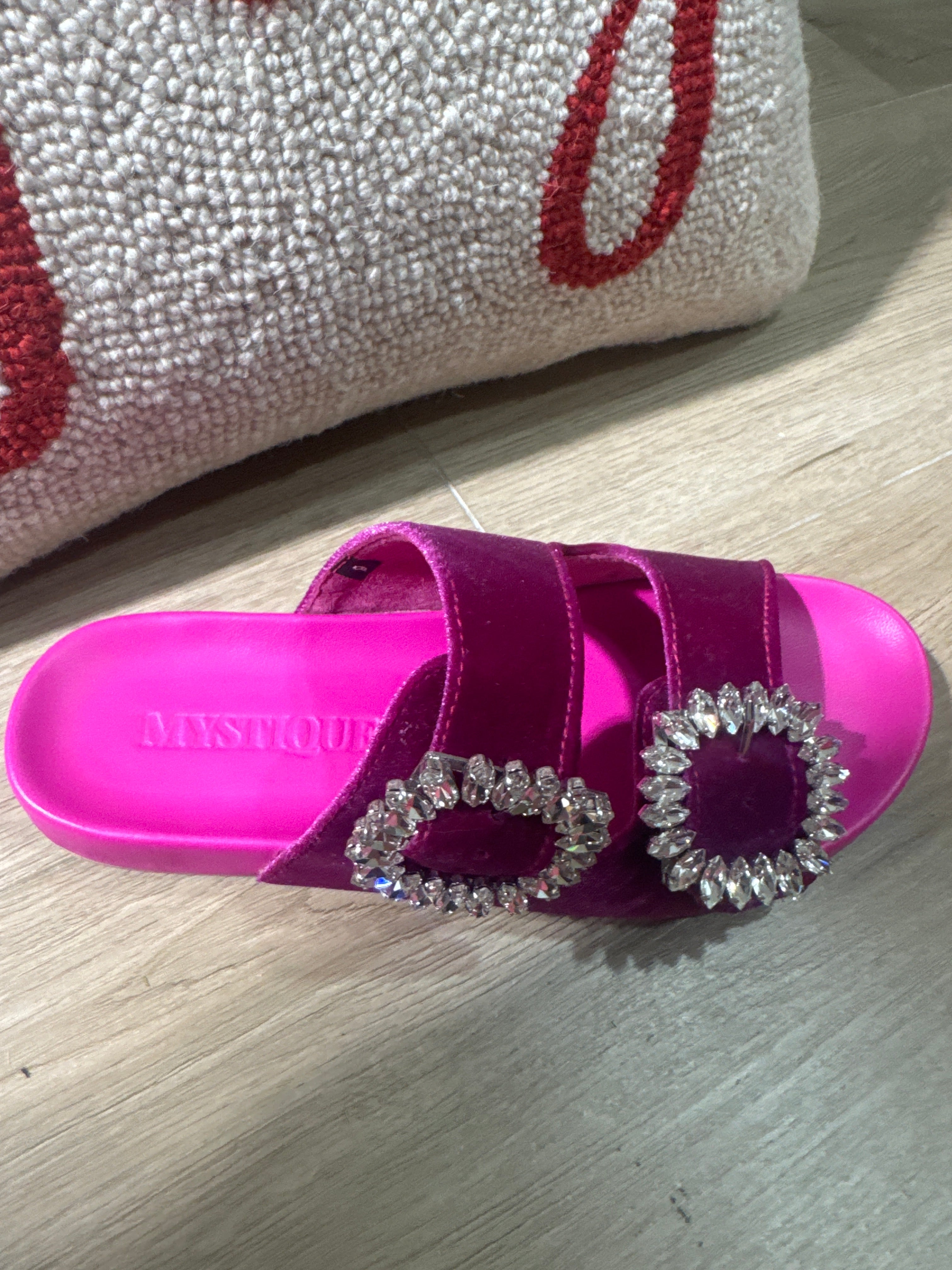 Petunia Velvet Slides