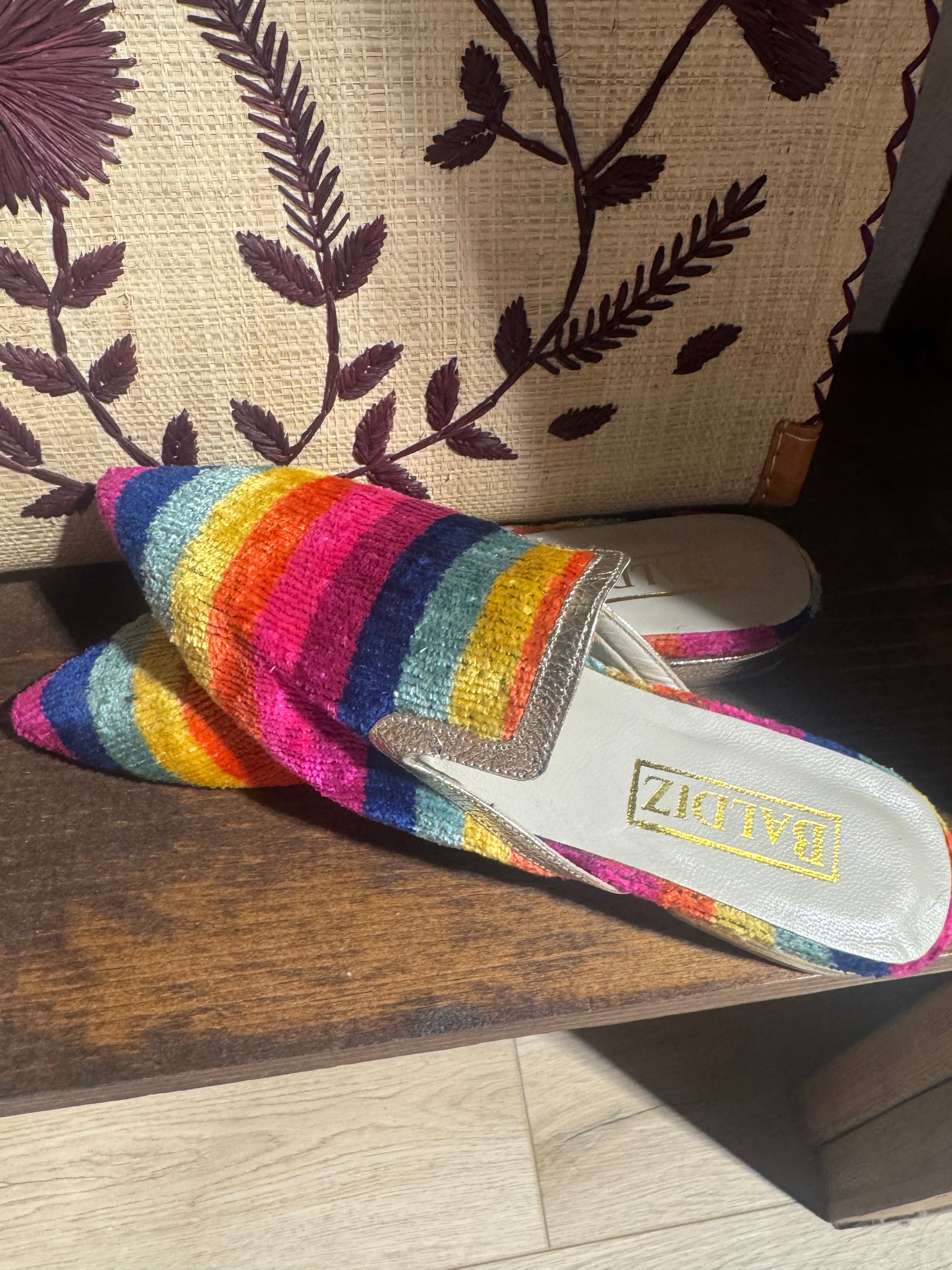 Ikat Slides-Assorted