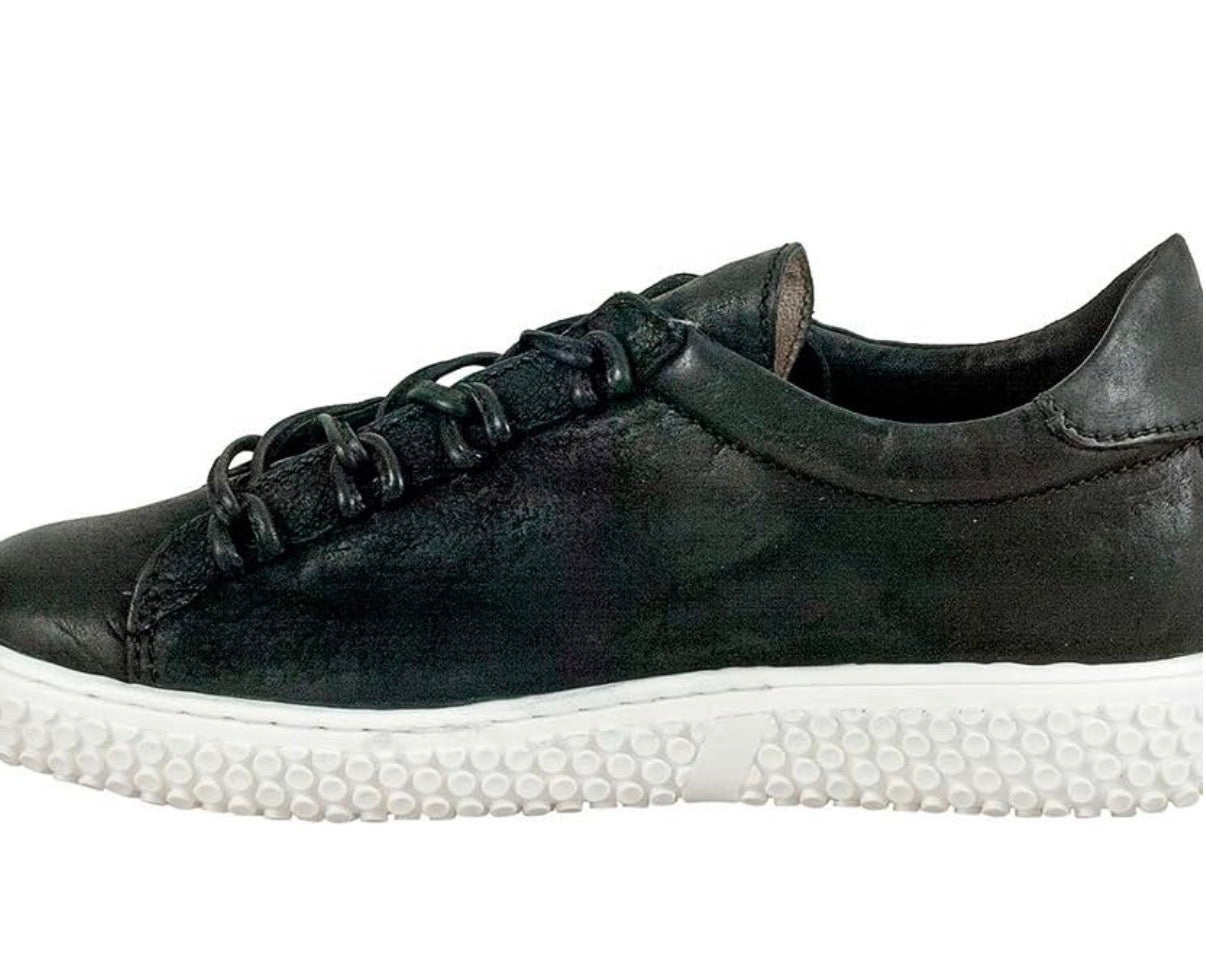 Oriane Sneaker