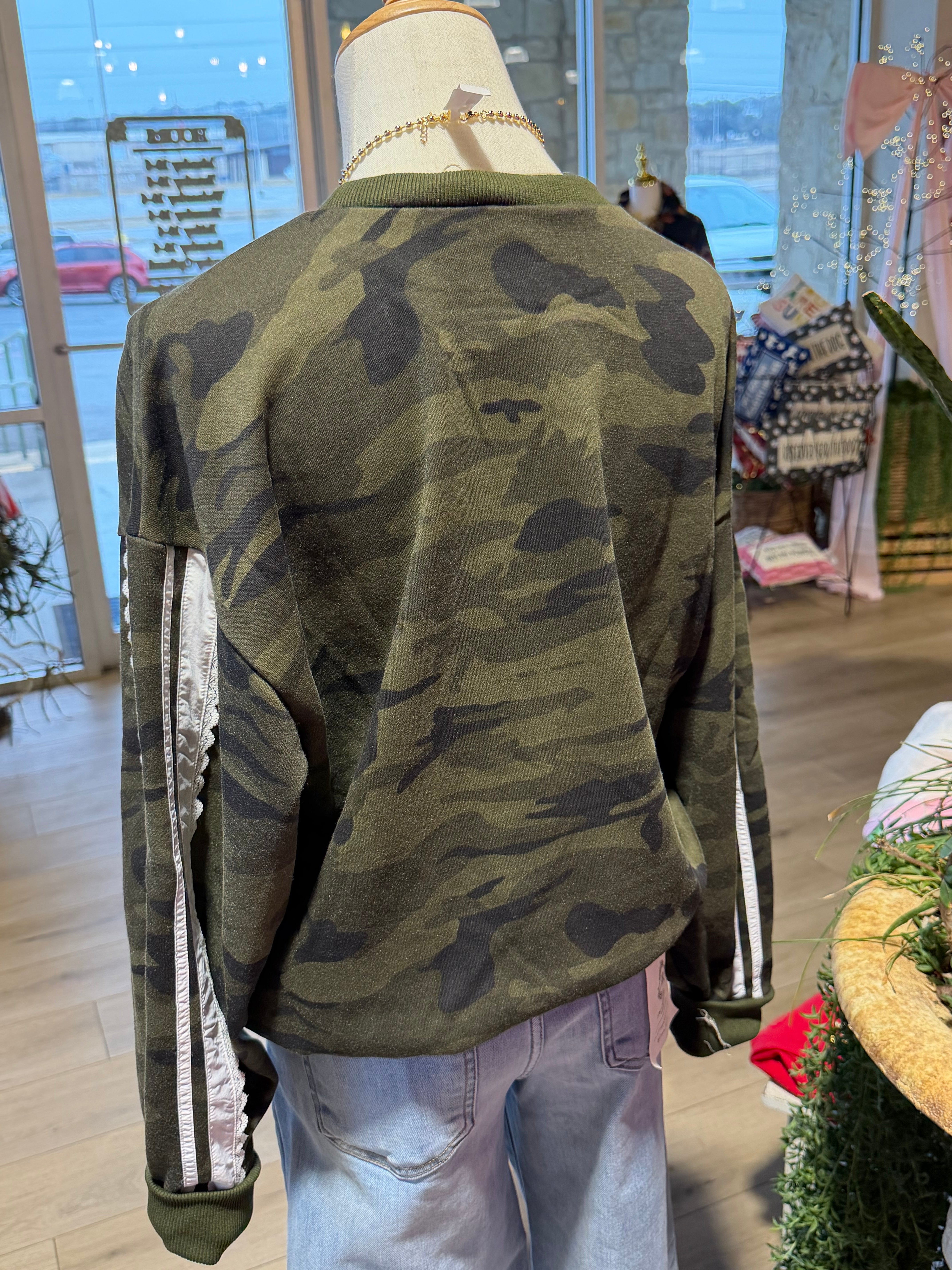 Callie Camo Sweatshirt