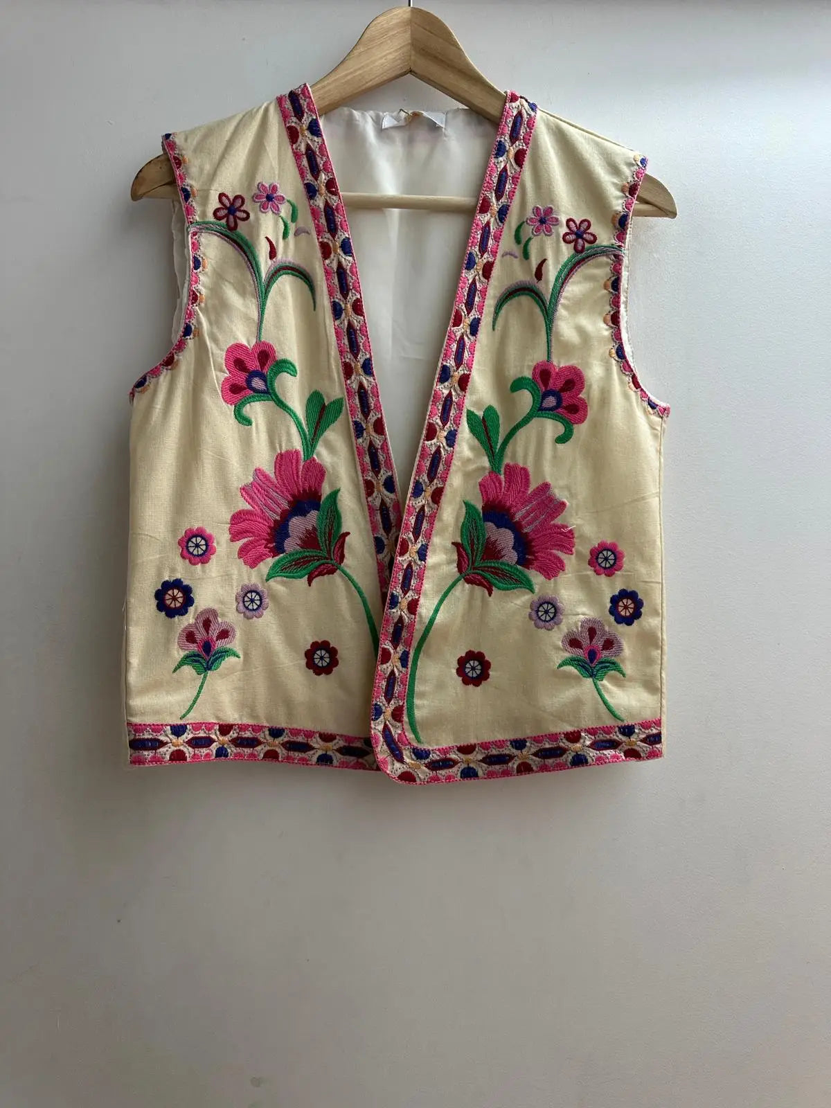 Karli Vest