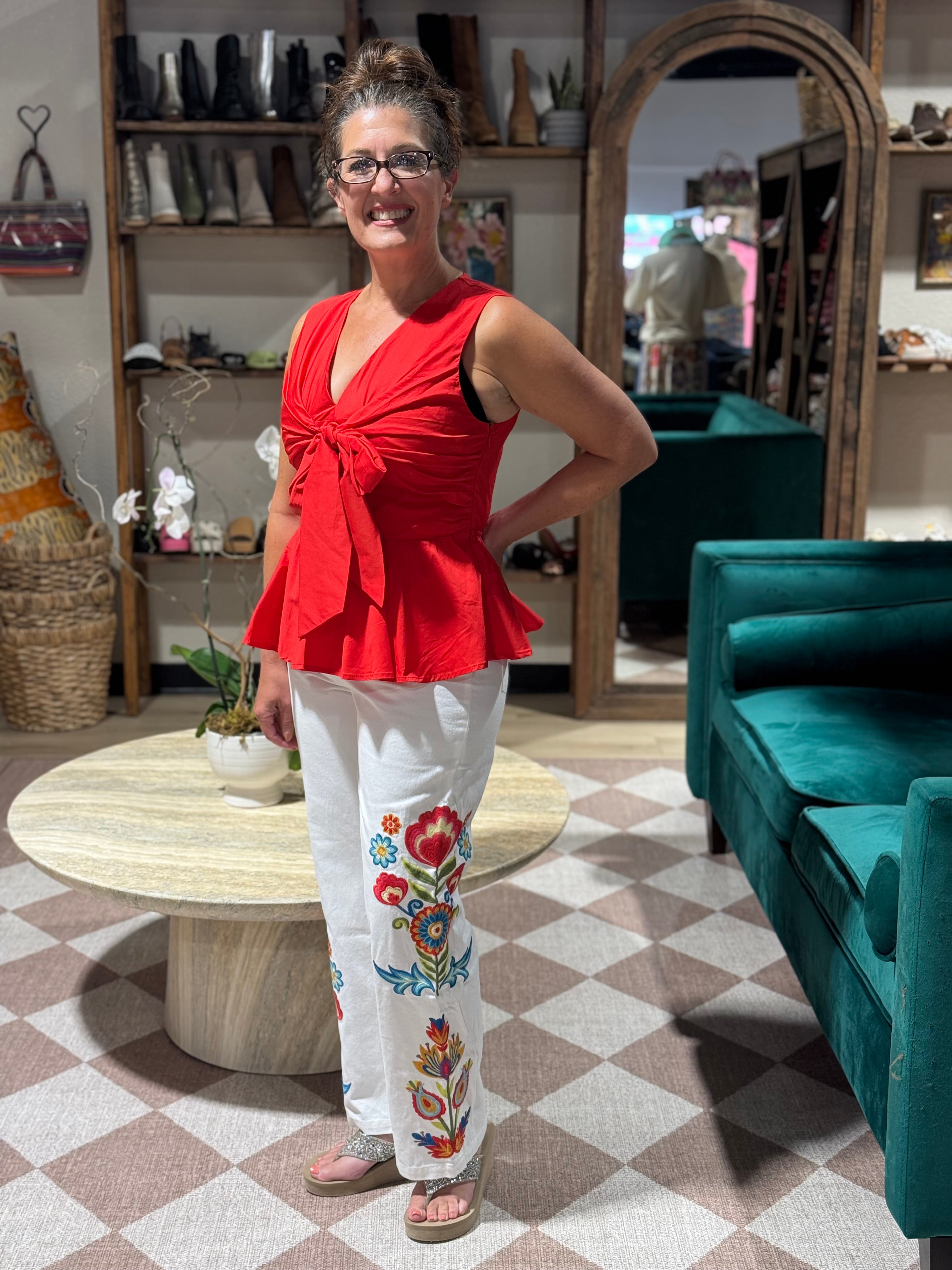 Roslyn Embroidery  Pants ( 2 colors)￼