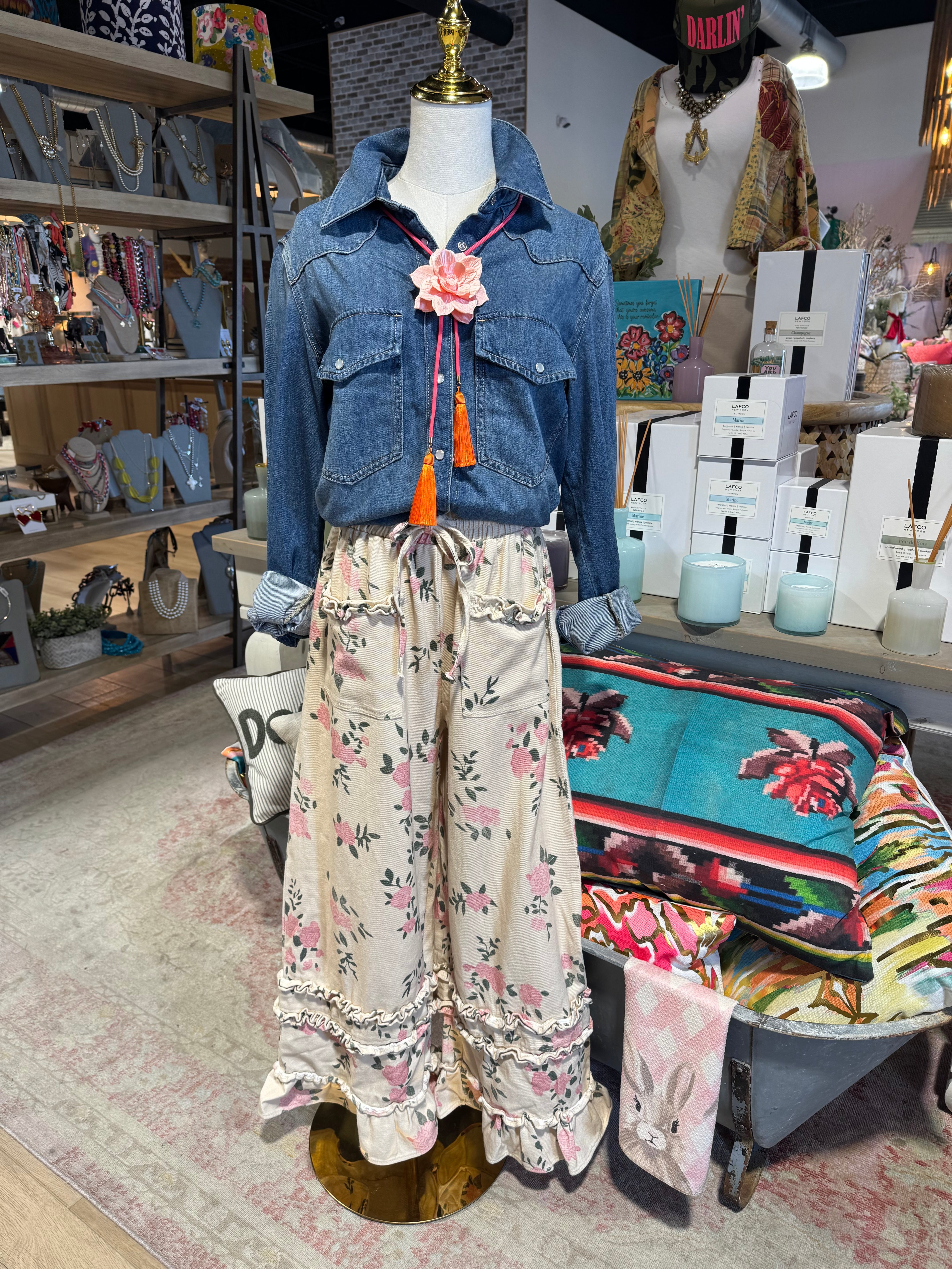 Flower Ruffle Jeans