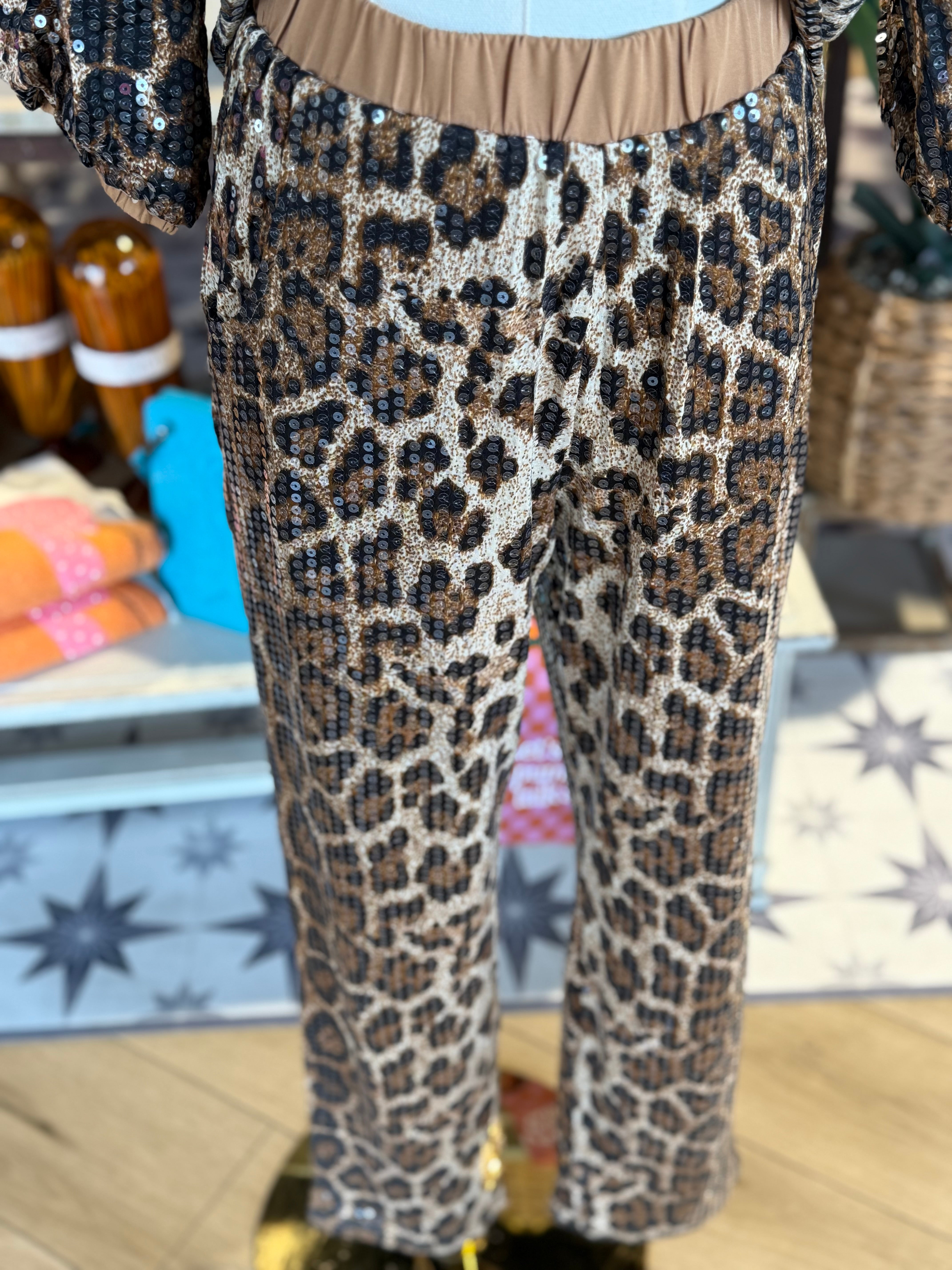 Jing Leopard Set (Sold Separately)