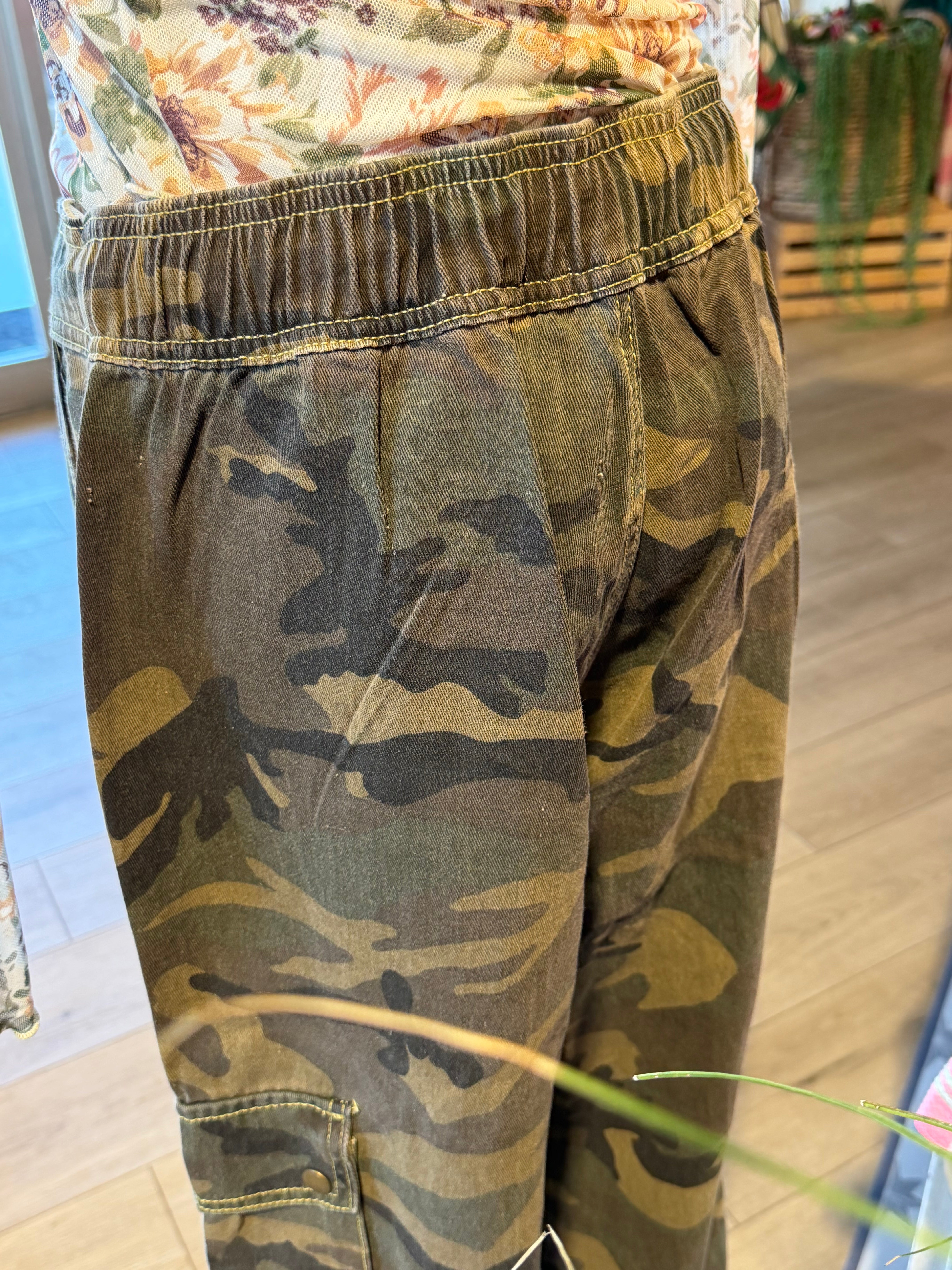 Camillia Camo Pants