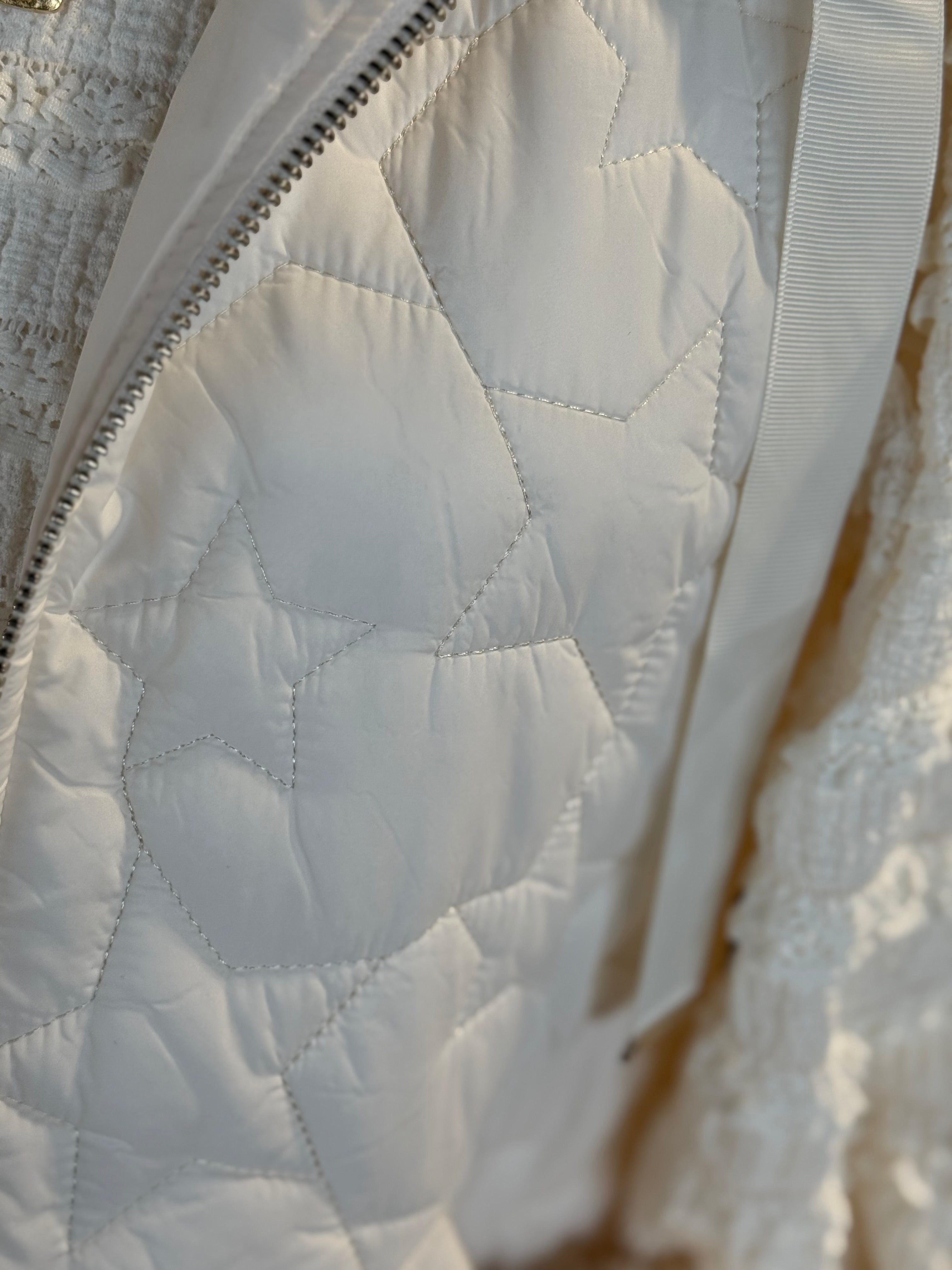 Kendal Star Puff Vest (2 Colors)