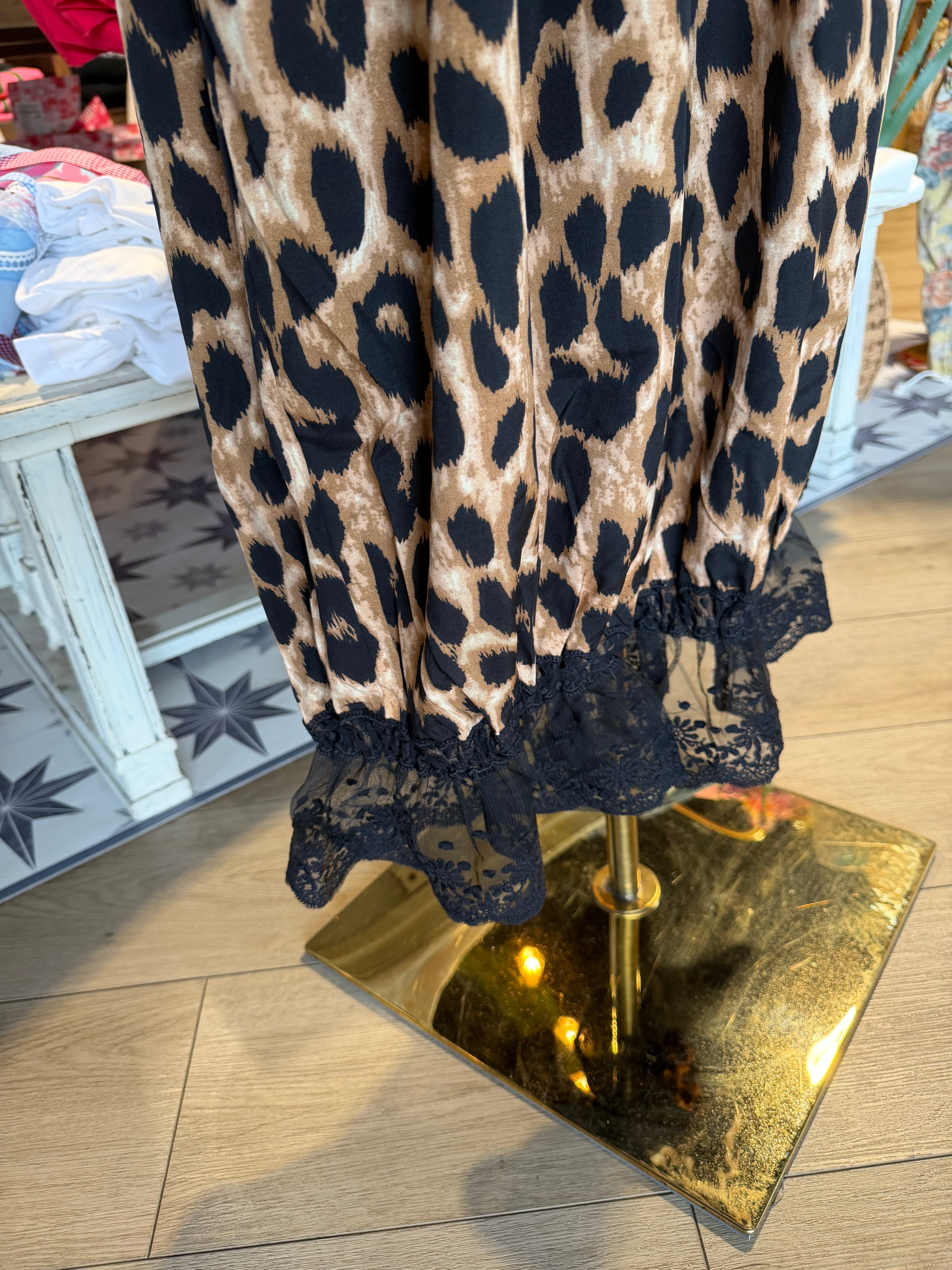 Leopard Bloomer