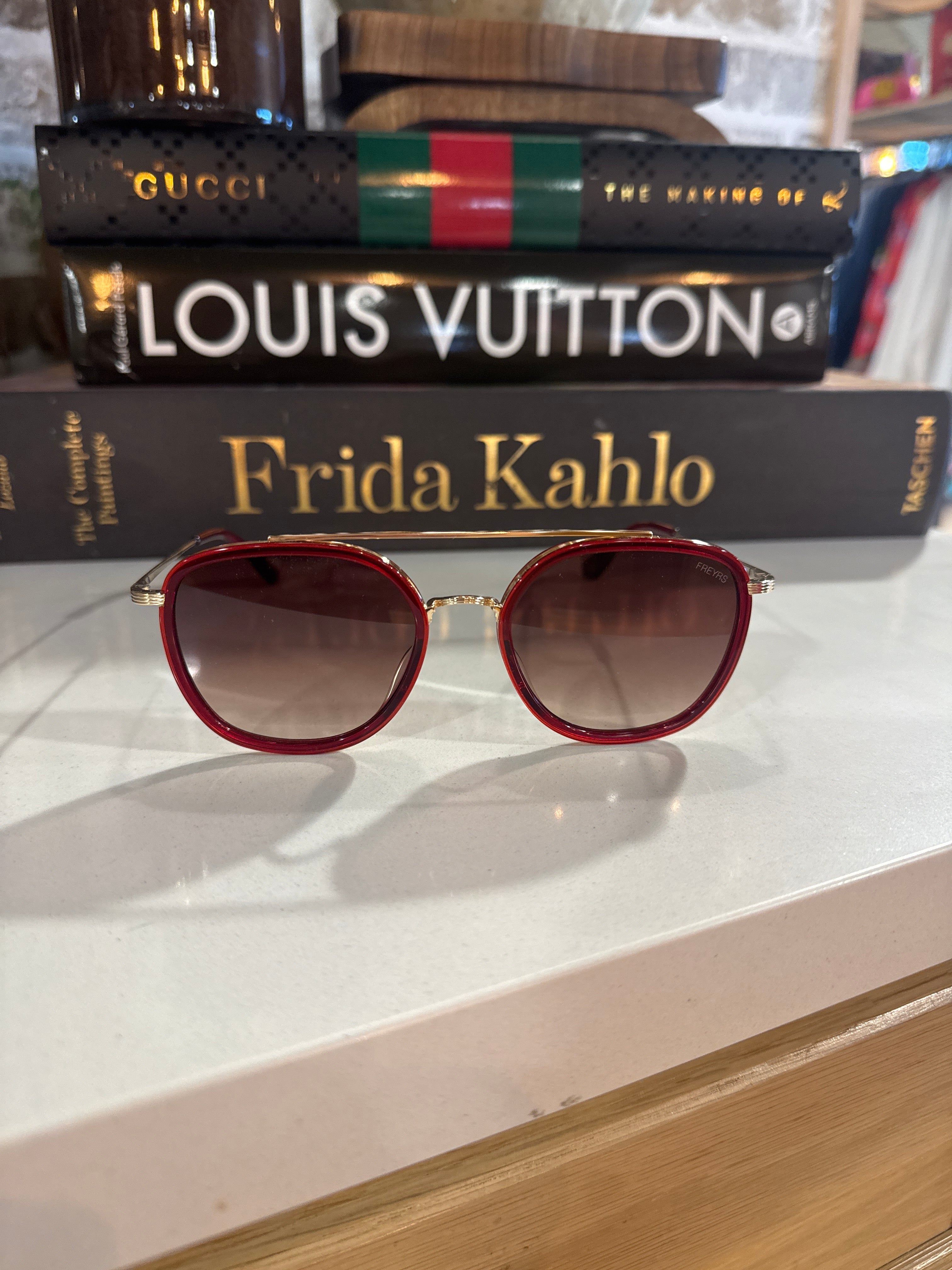 Trendy Sun Glasses