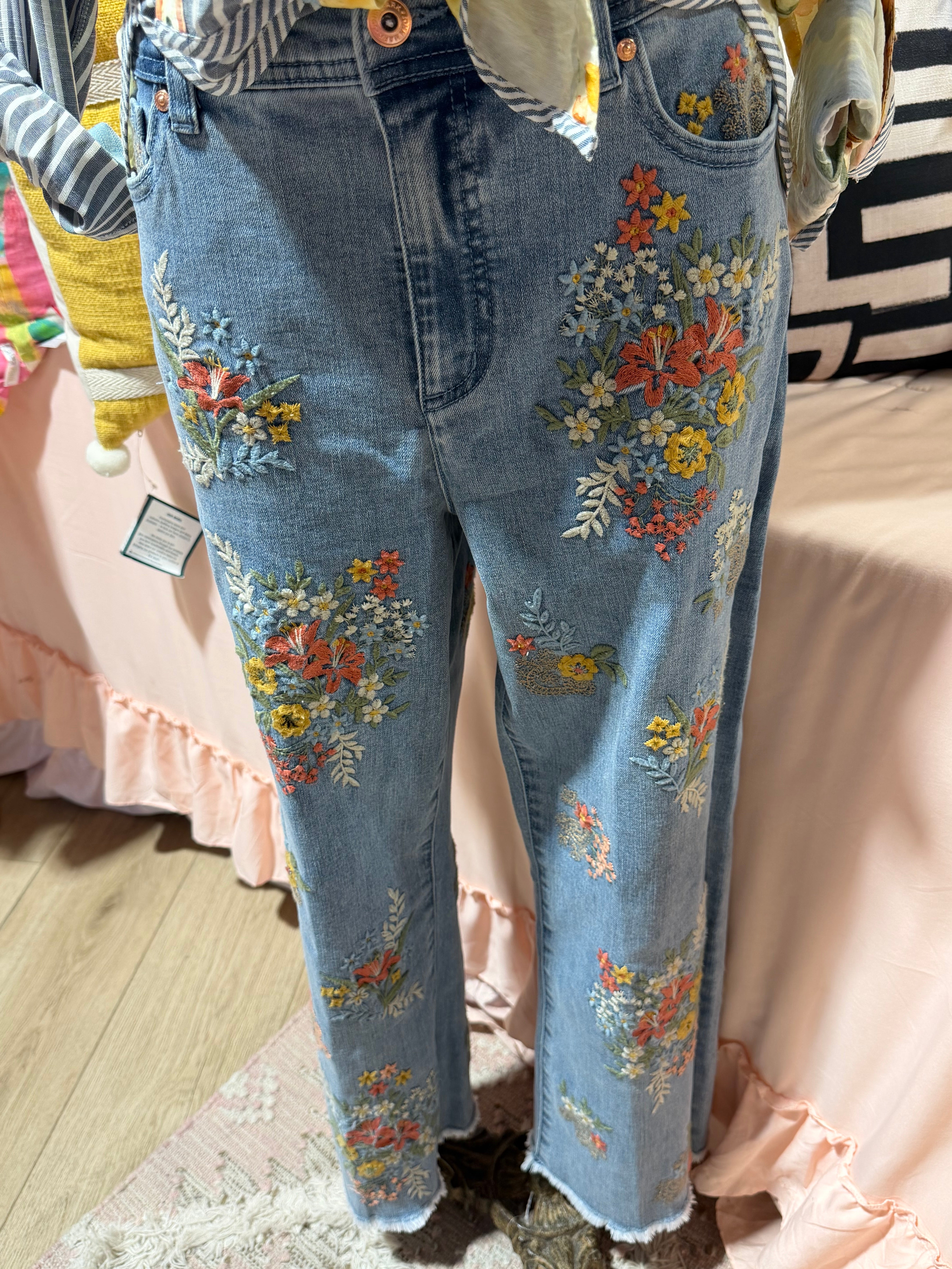 Lola Embroidered Jeans
