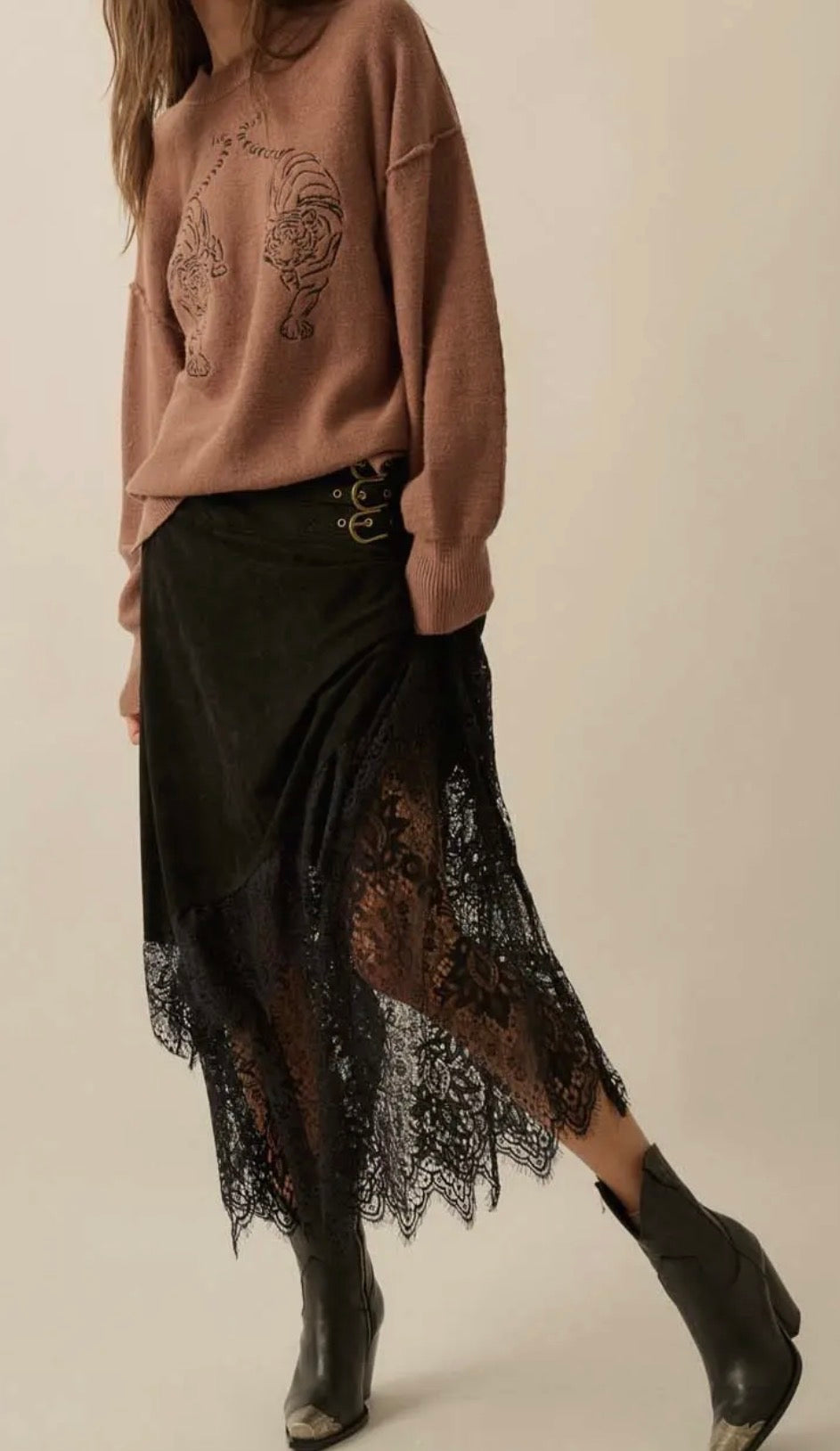 Mocha Embroidered Tiger