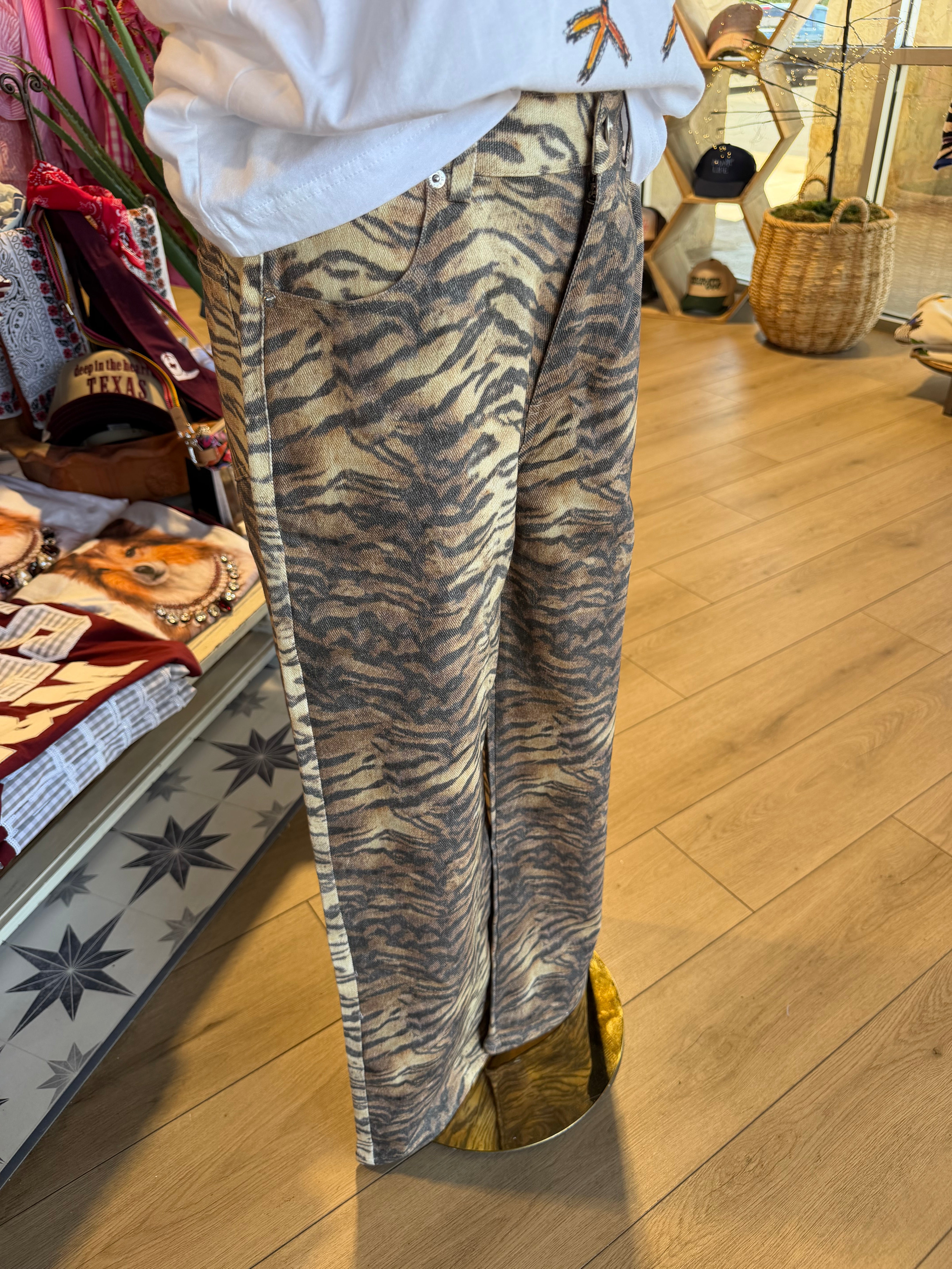 Eye of The Tiger Jeans