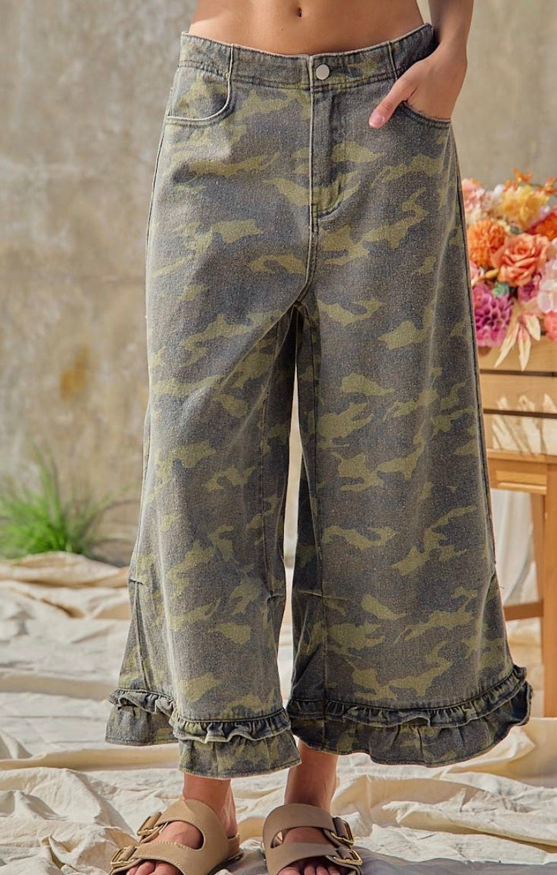 Ruffle Camo Pants