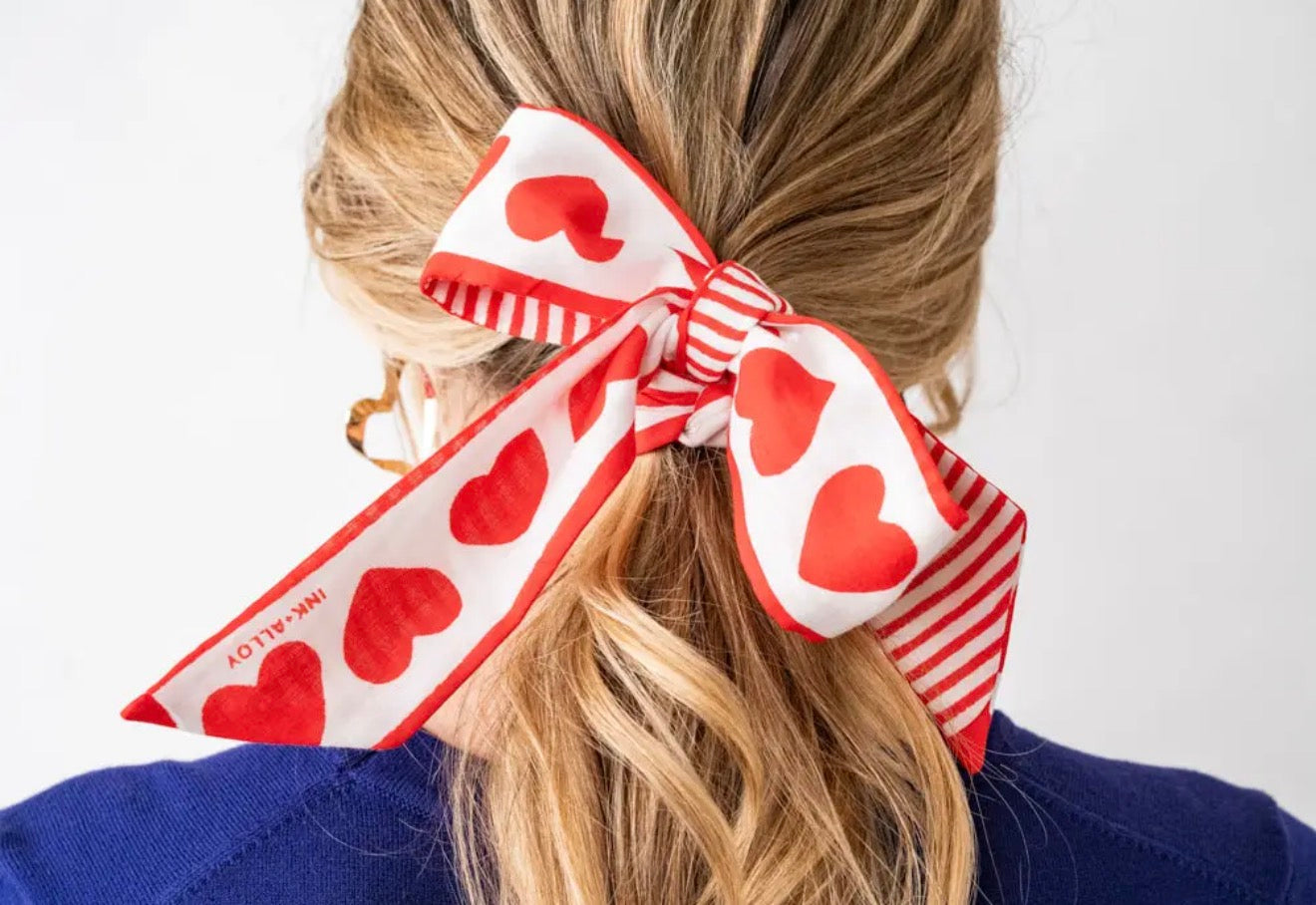 Skinny Heart Scarf/Bow