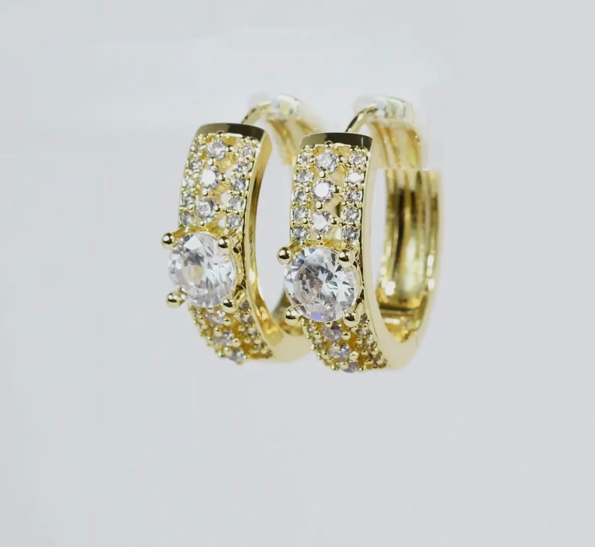 Glow Huggie- Gold or Silver