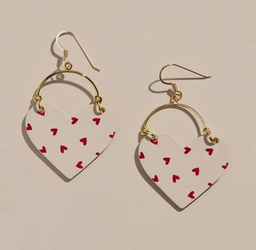 Ecru Petite Heart Lover Earrings