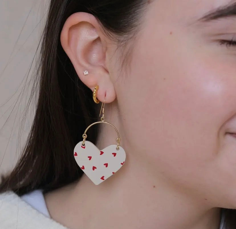 Ecru Petite Heart Lover Earrings