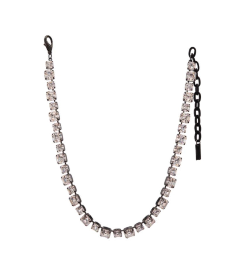 Jadia Necklace In Gunmetal Clear